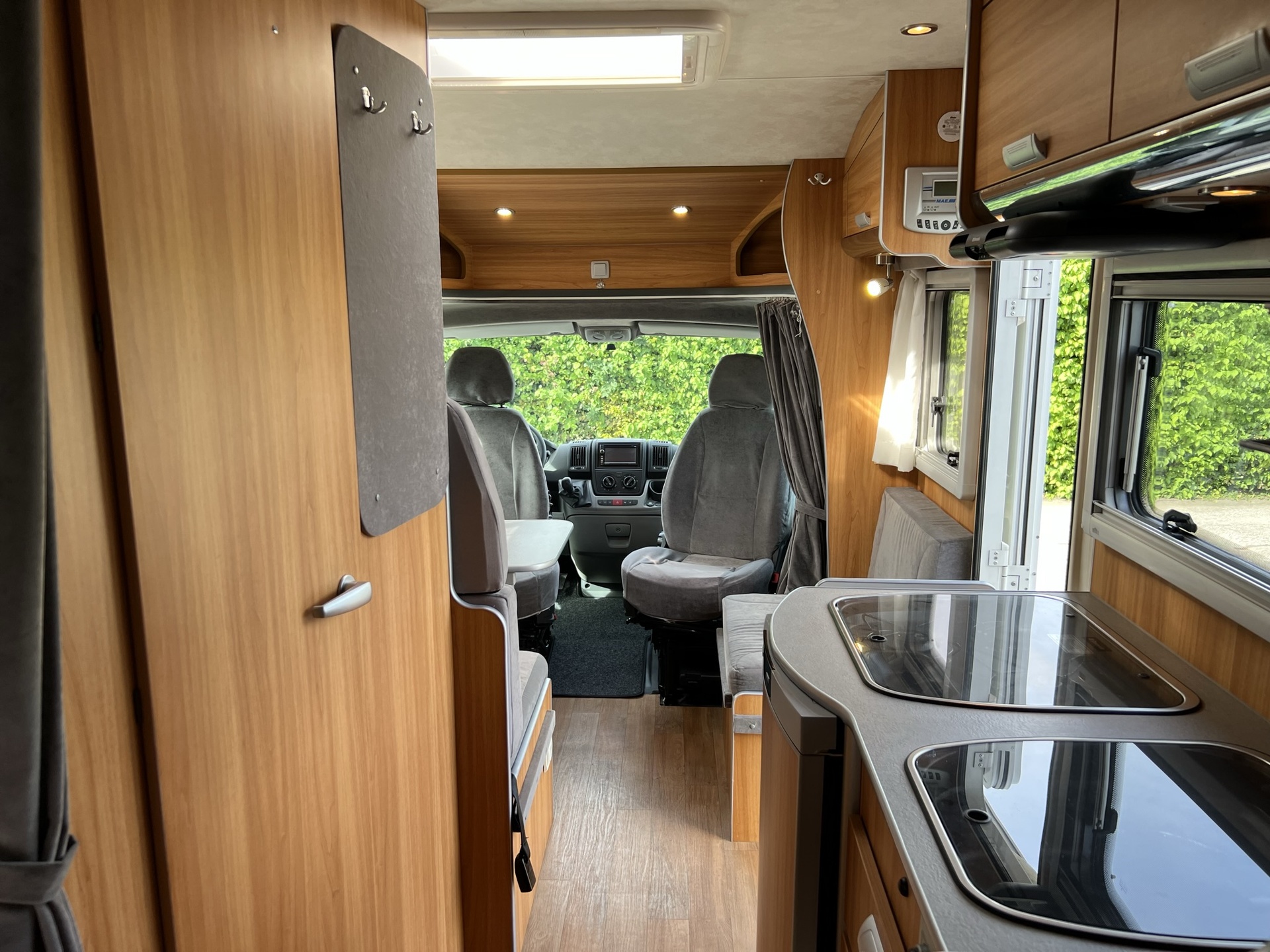 Maesss Skyline T 660 - enkele bedden - 3.0 liter - 158 pk - zonnepaneel