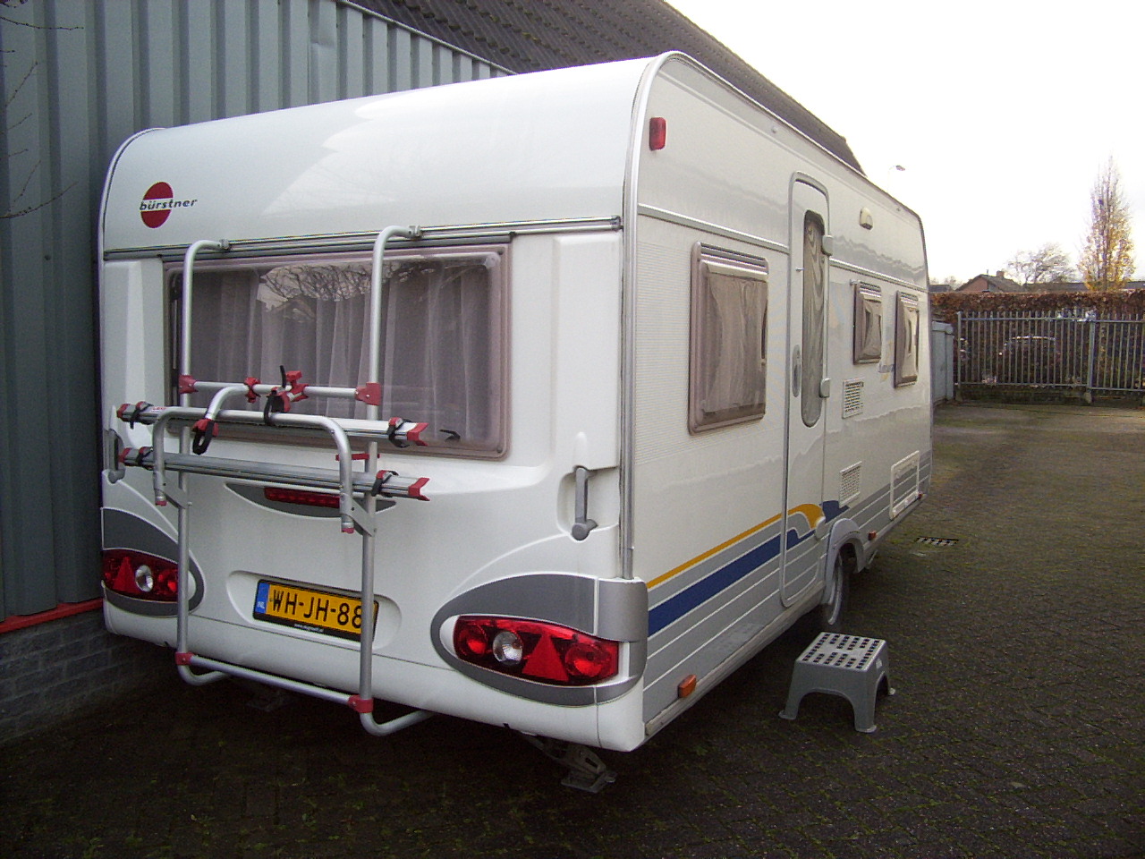 Burstner Amara 465 TS  enkele bedden  en rondzit ! Verkocht !