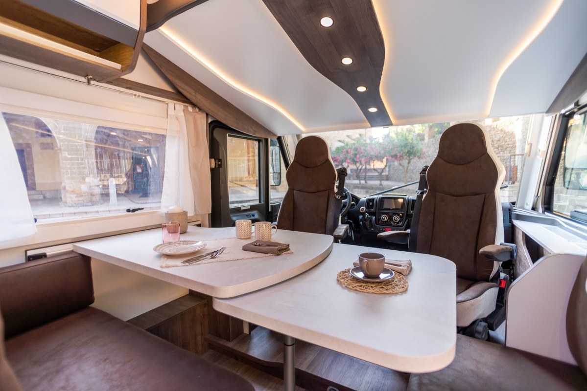 Benimar Amphitryon 940