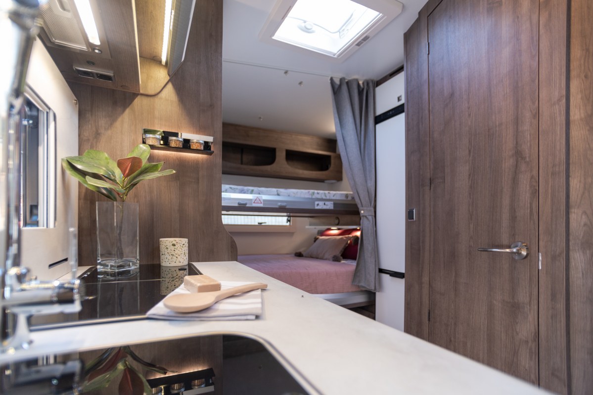 Benimar Amphitryon 940