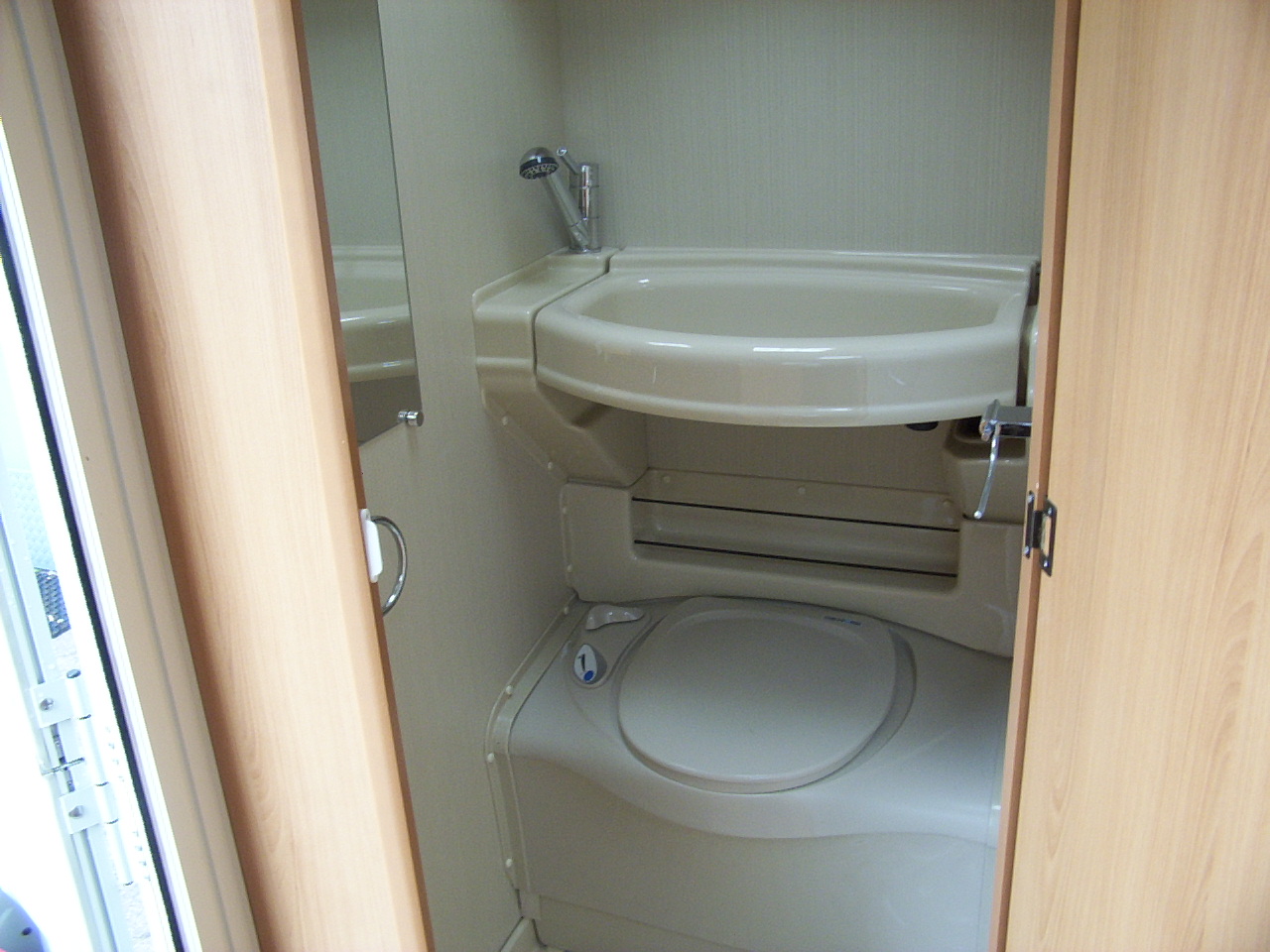 Caravelair Allegra  390 bouwj.  2012 ! Mover en voortent ! Verkocht !