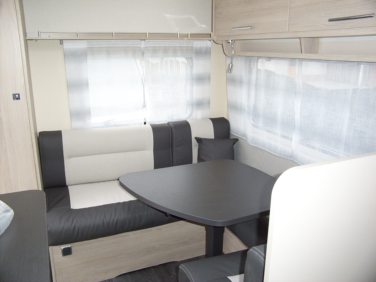 Caravelair Antares Style 420 , mover en Multinova ! Verkocht !