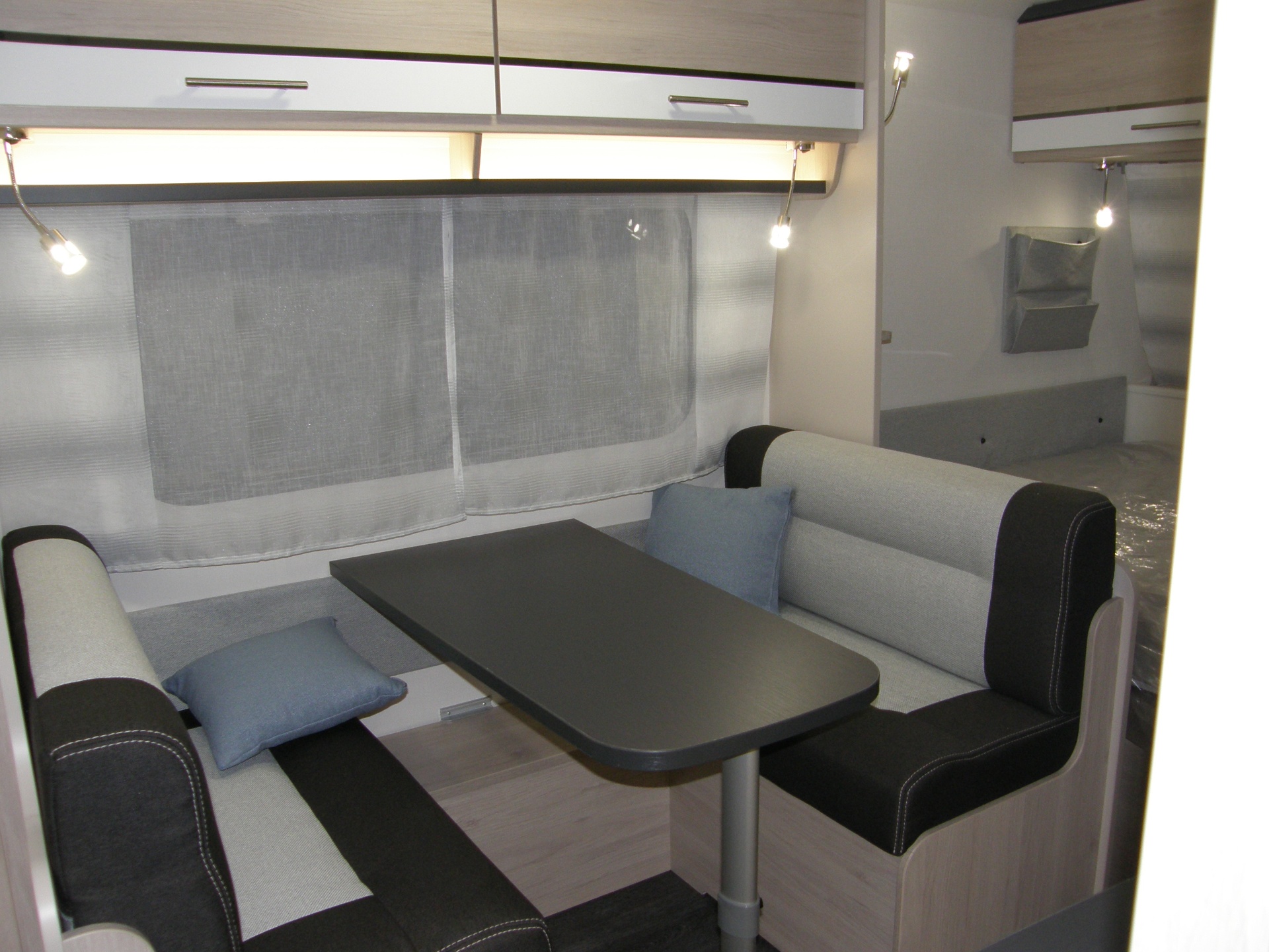 Sterckeman Starlett Comfort 420CP