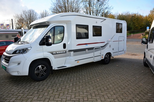 Adria Coral PLUS 670 SL 2015 Uniek mooie enkele bedden camper