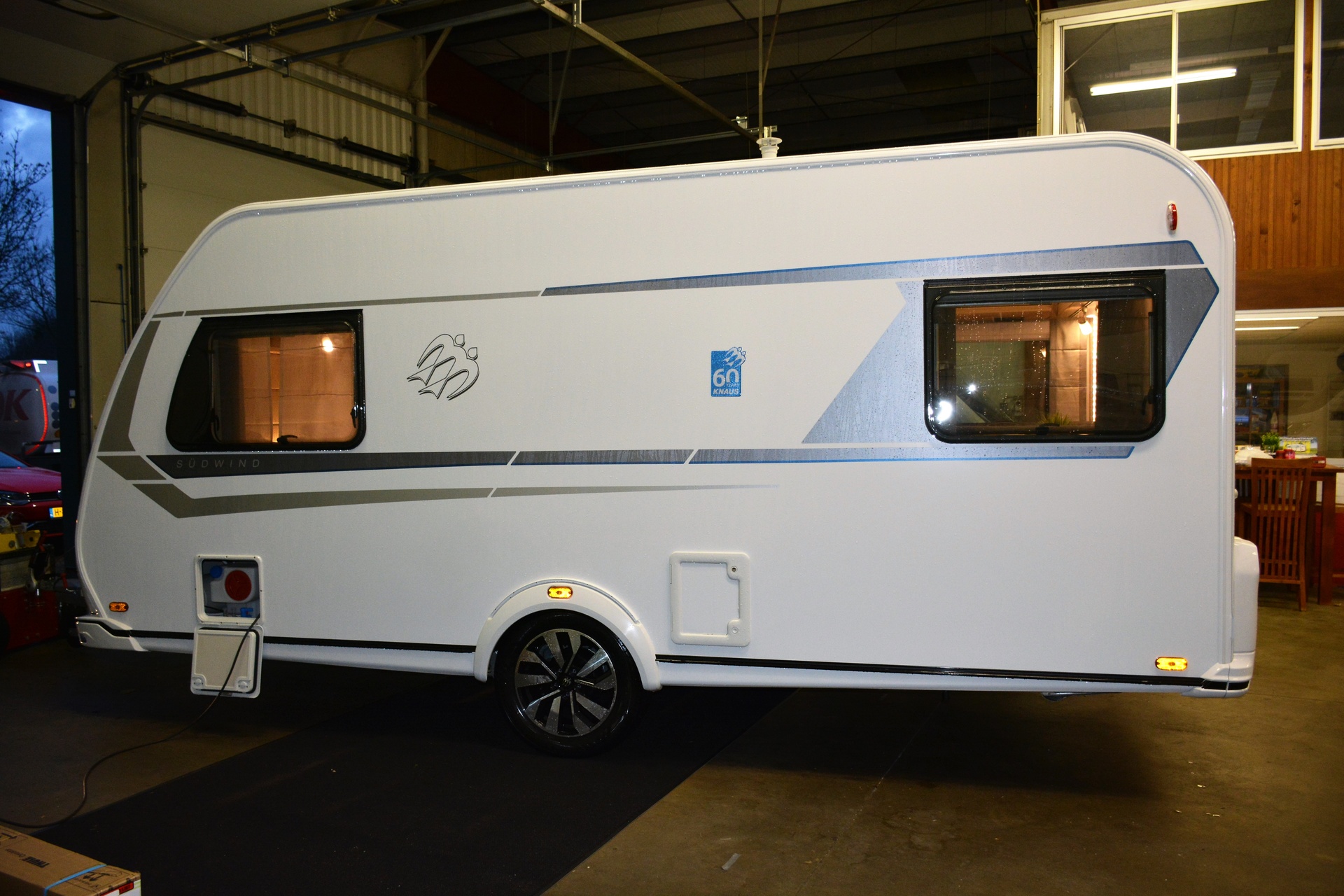 Knaus Südwind 460 EU 60 Years Nieuw 2021