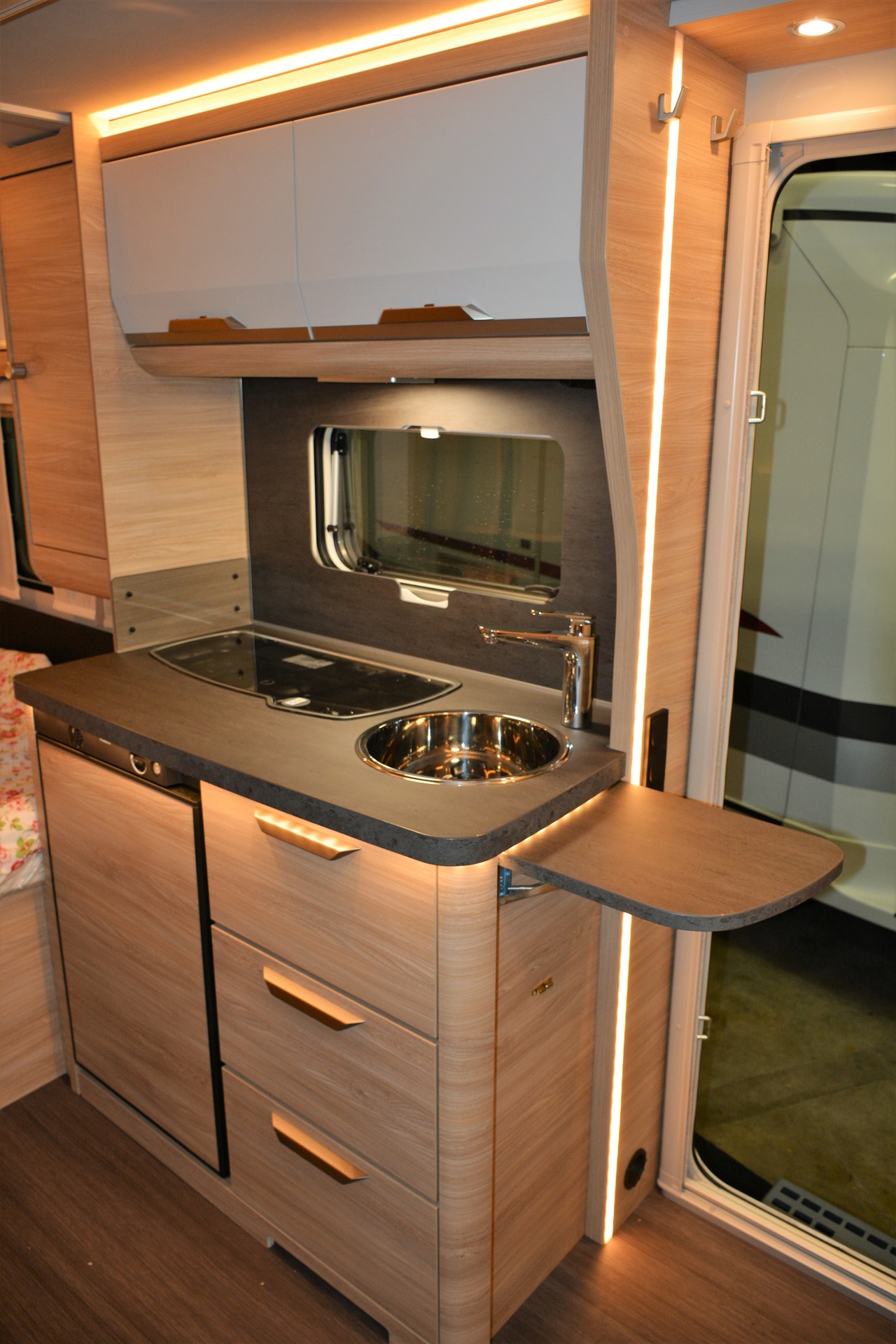 Knaus Südwind 460 EU 60 Years Nieuw 2021