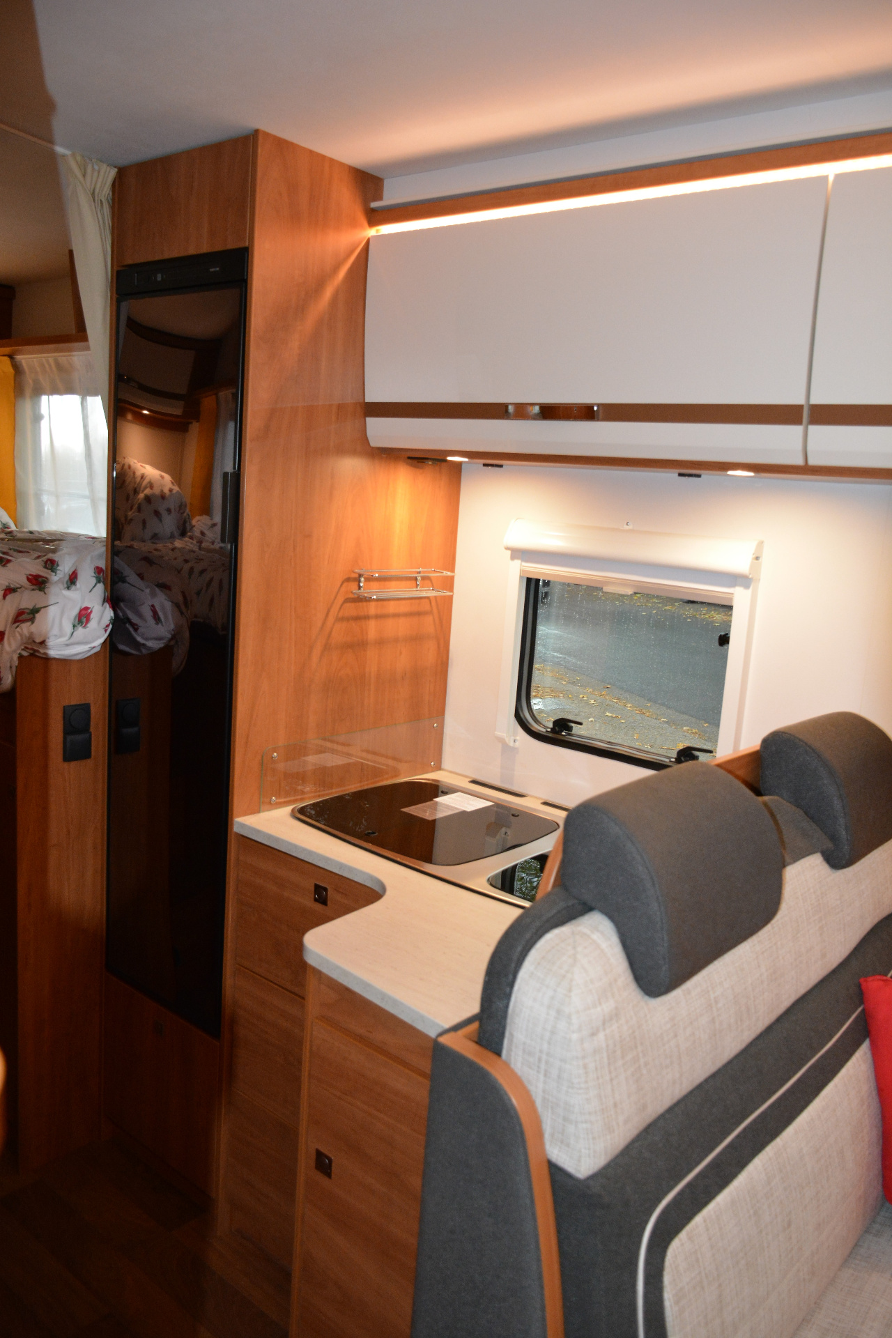 Dethleffs Trend T 6717 bj 2016 origineel 22.600km Nieuwstaat