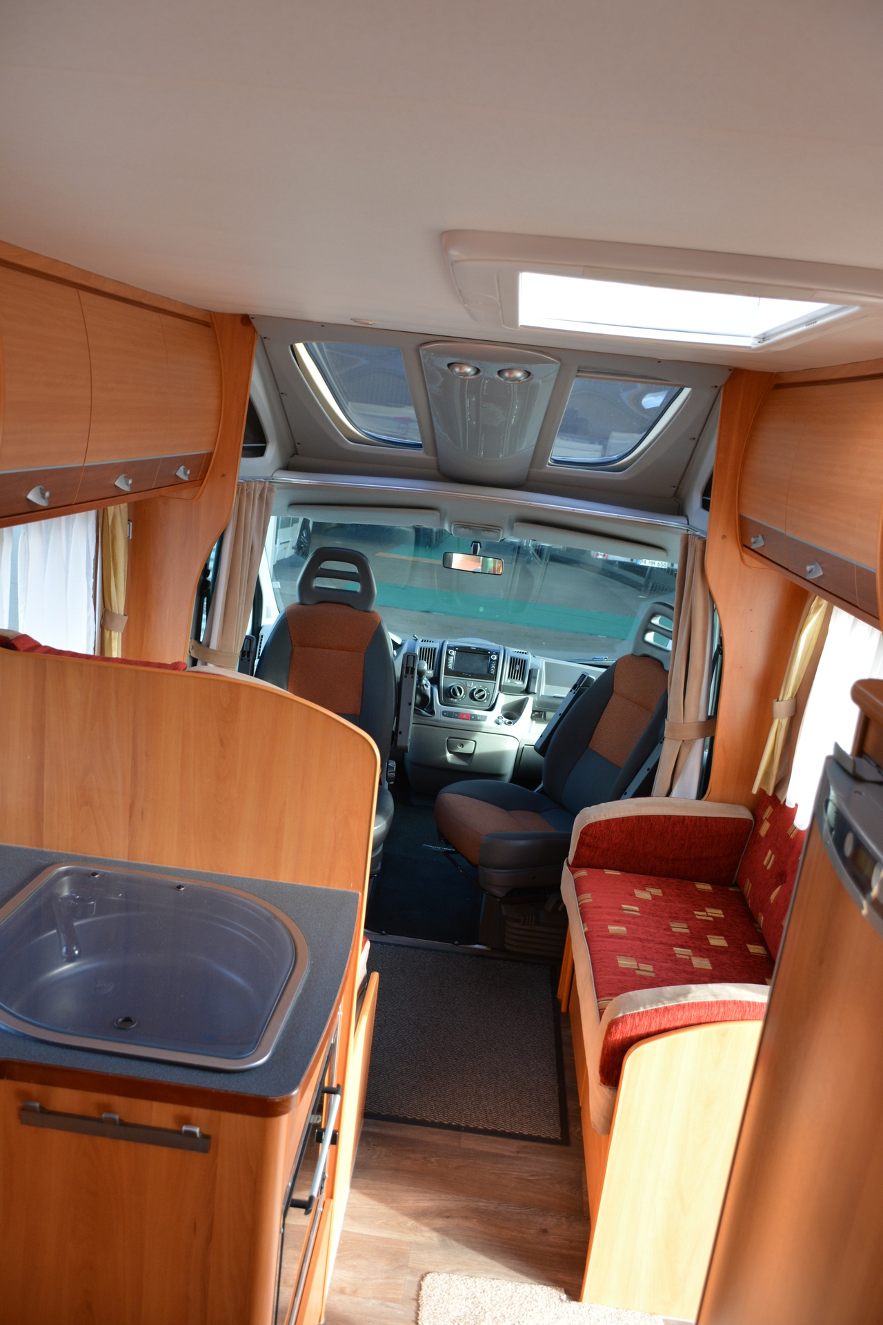 Home-car P 601 Frans bed en 81.000km