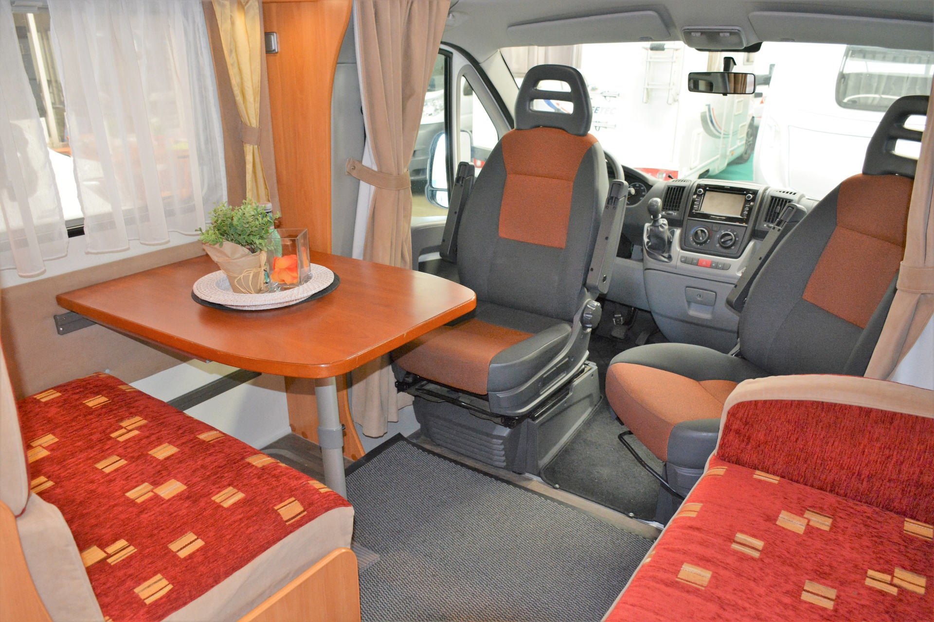 Home-car P 601 Frans bed en 81.000km