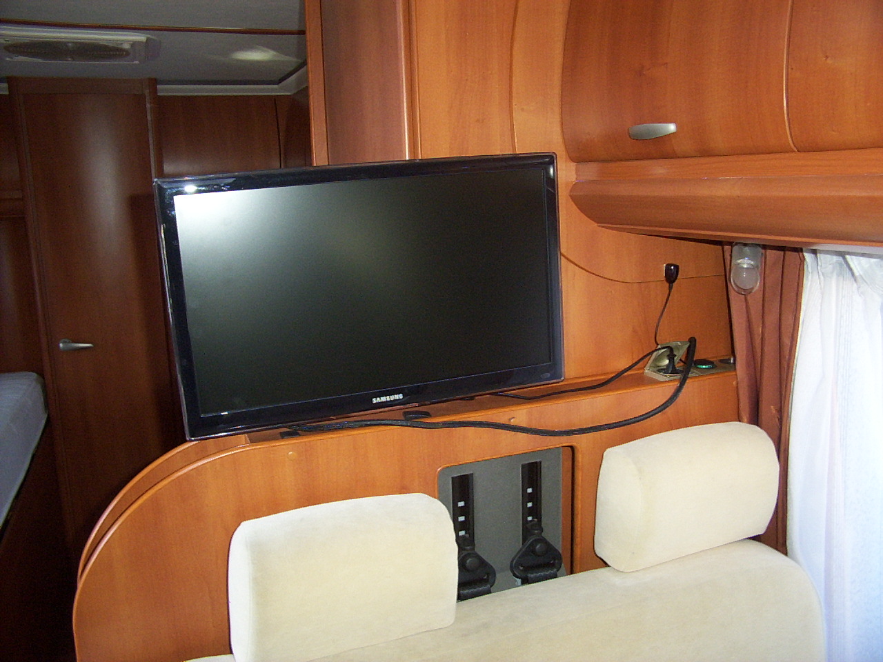 Carado Delight C160 L Lichtgewicht ! Verkocht !