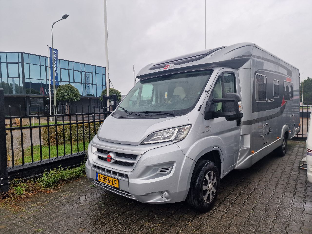 Bürstner NEXXO T720 silverline 2016