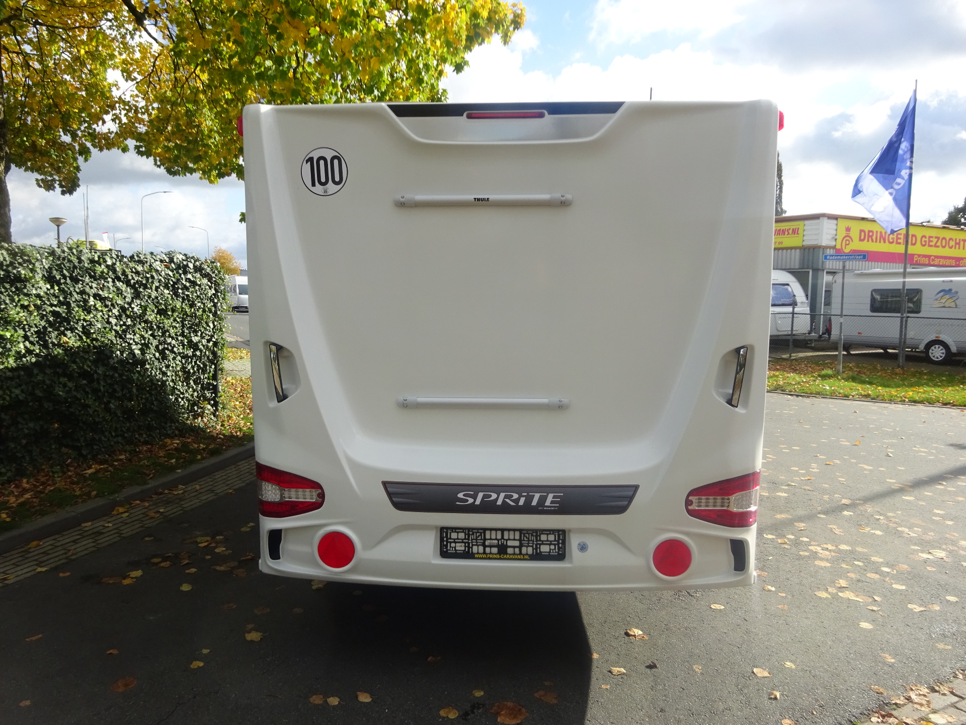 Sprite Cruzer 495 Frans Bed en Grote Badkamer