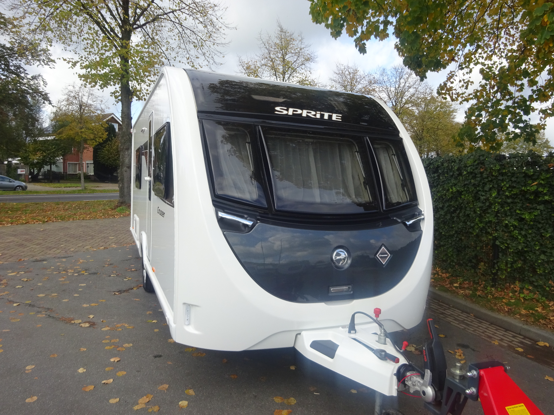 Sprite Cruzer 495 Frans Bed en Grote Badkamer