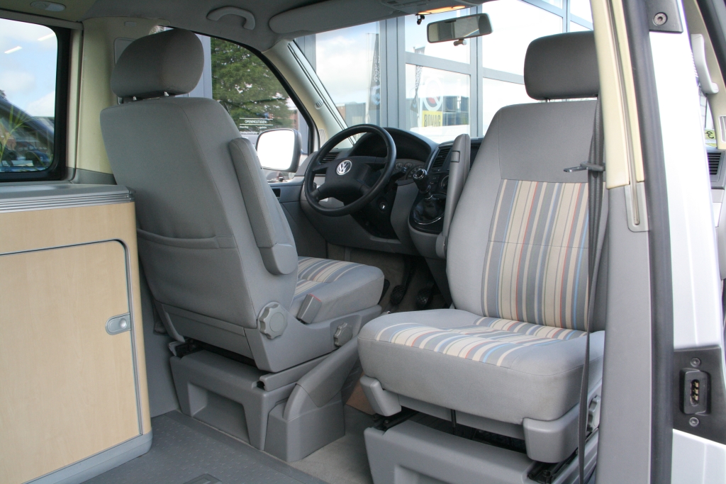 Volkswagen T5 California 1.9TDI, T6 Tentdoek.