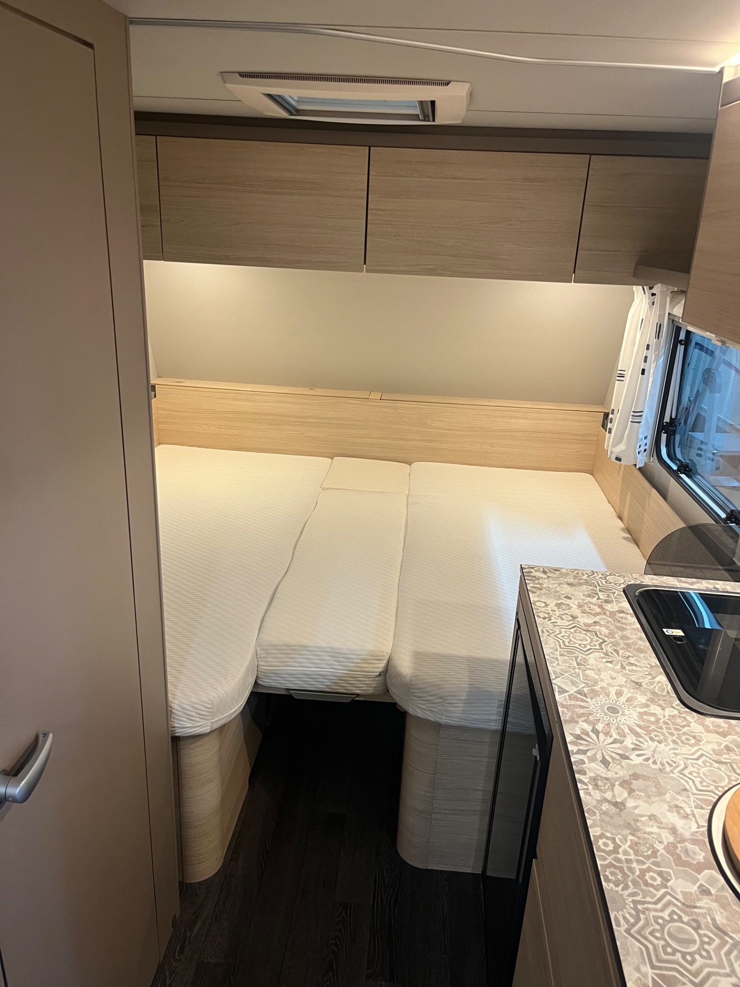 Weinsberg 470 EU Caracito