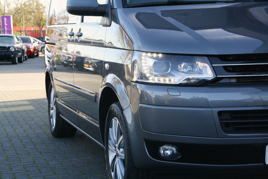 Volkswagen T5 California Generation, 2.0TDI 140, Led/Xenon, Leder/Alcantara