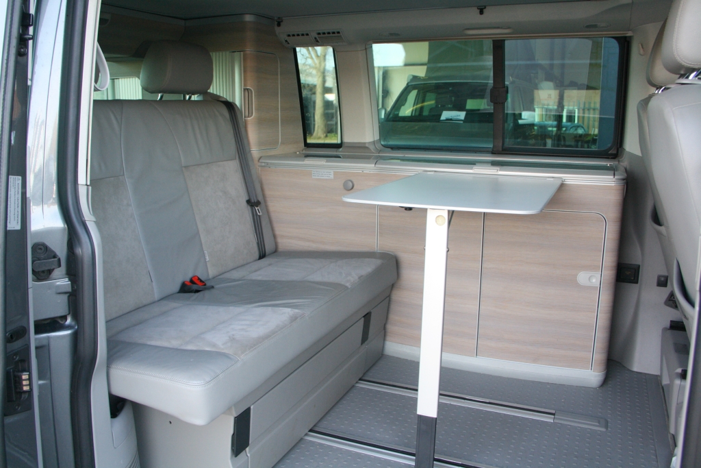 Volkswagen T5 California Generation, 2.0TDI 140, Led/Xenon, Leder/Alcantara