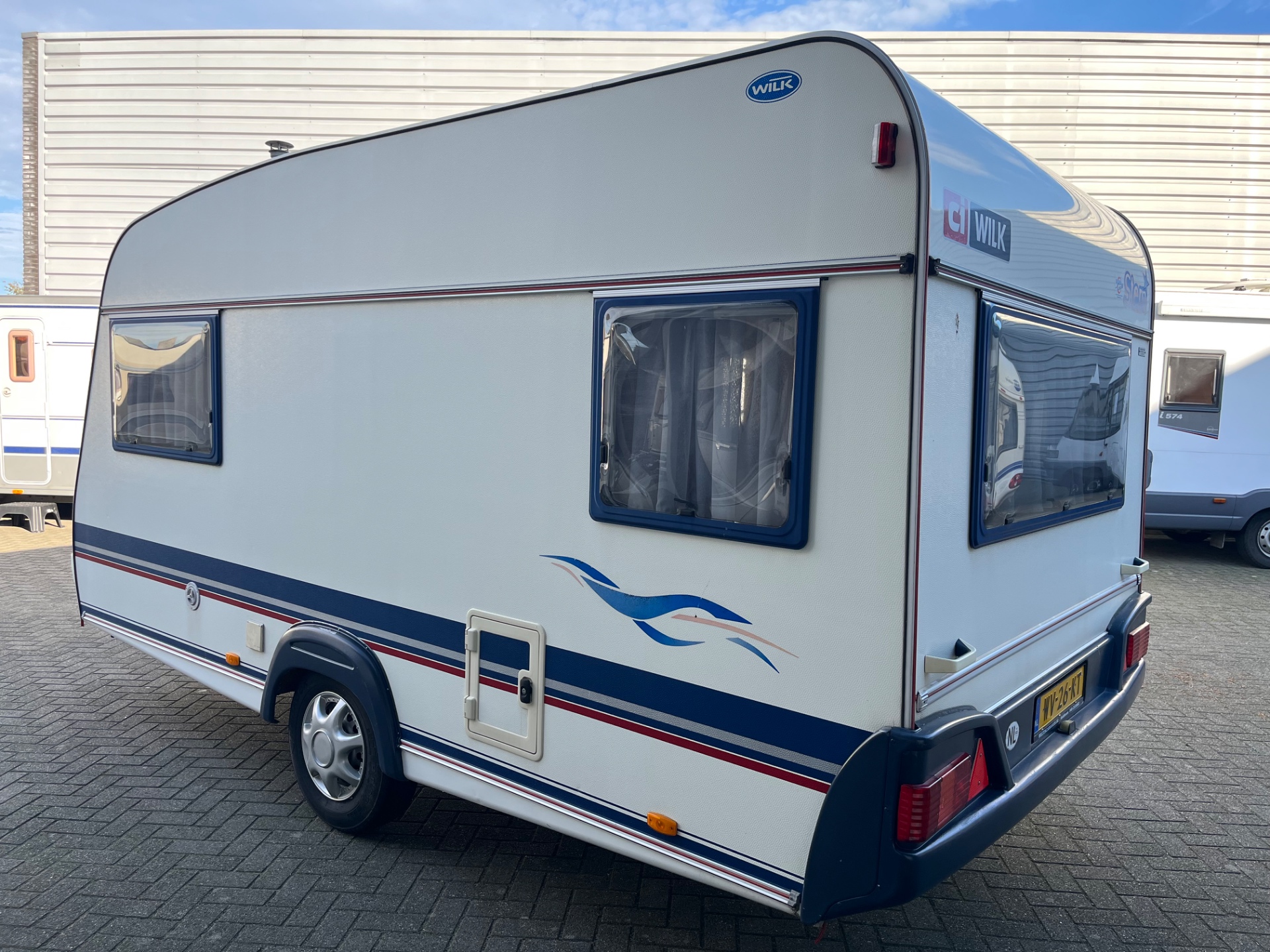 Wilk Stern 410 met voortent