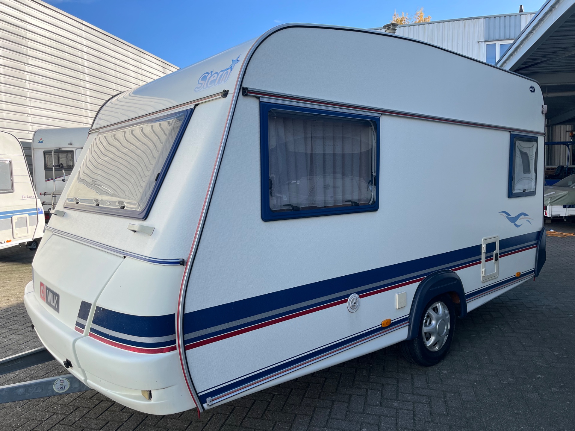 Wilk Stern 410 met voortent