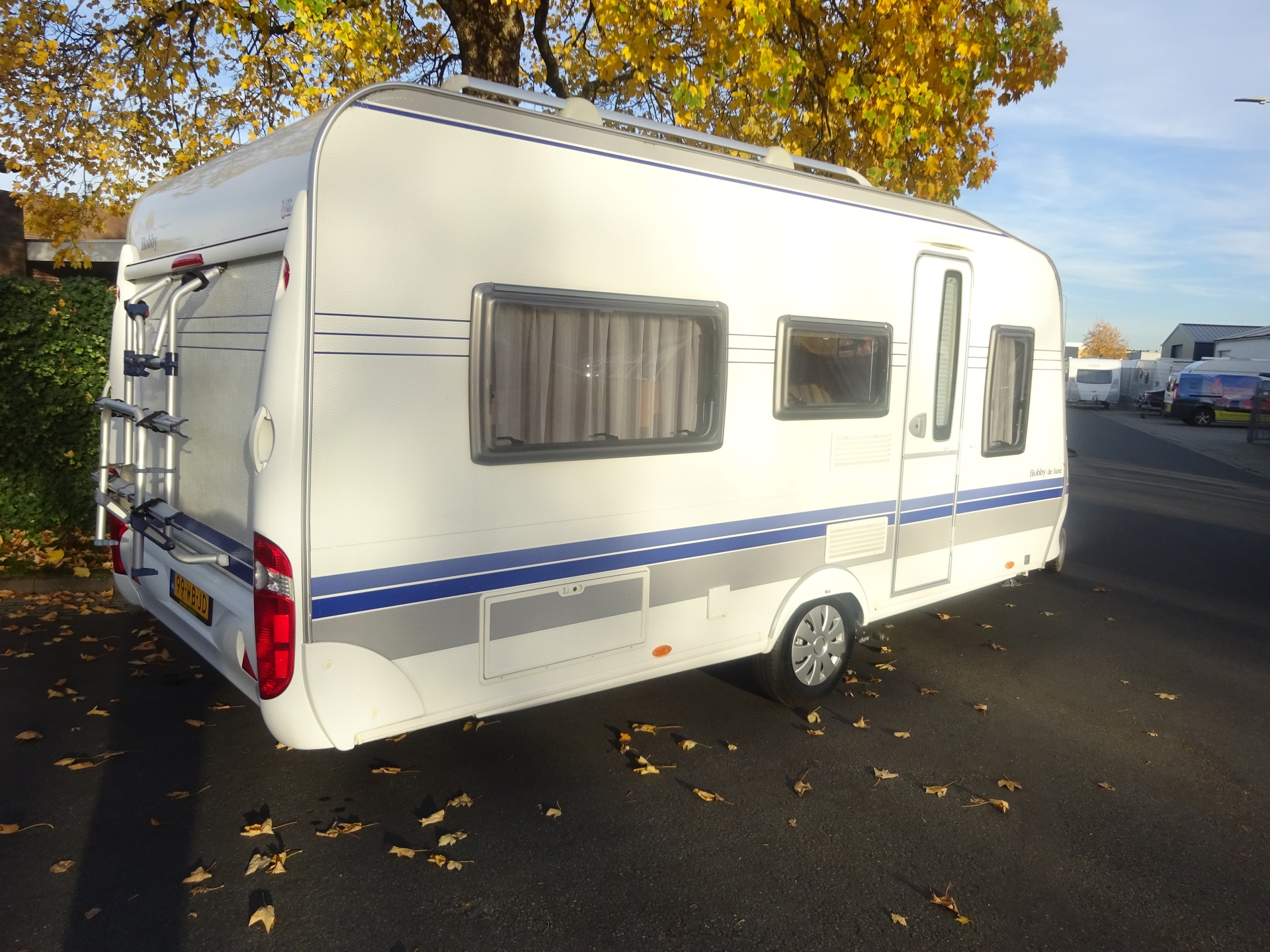 Hobby De luxe 460 LU Enkele Bedden + Mover