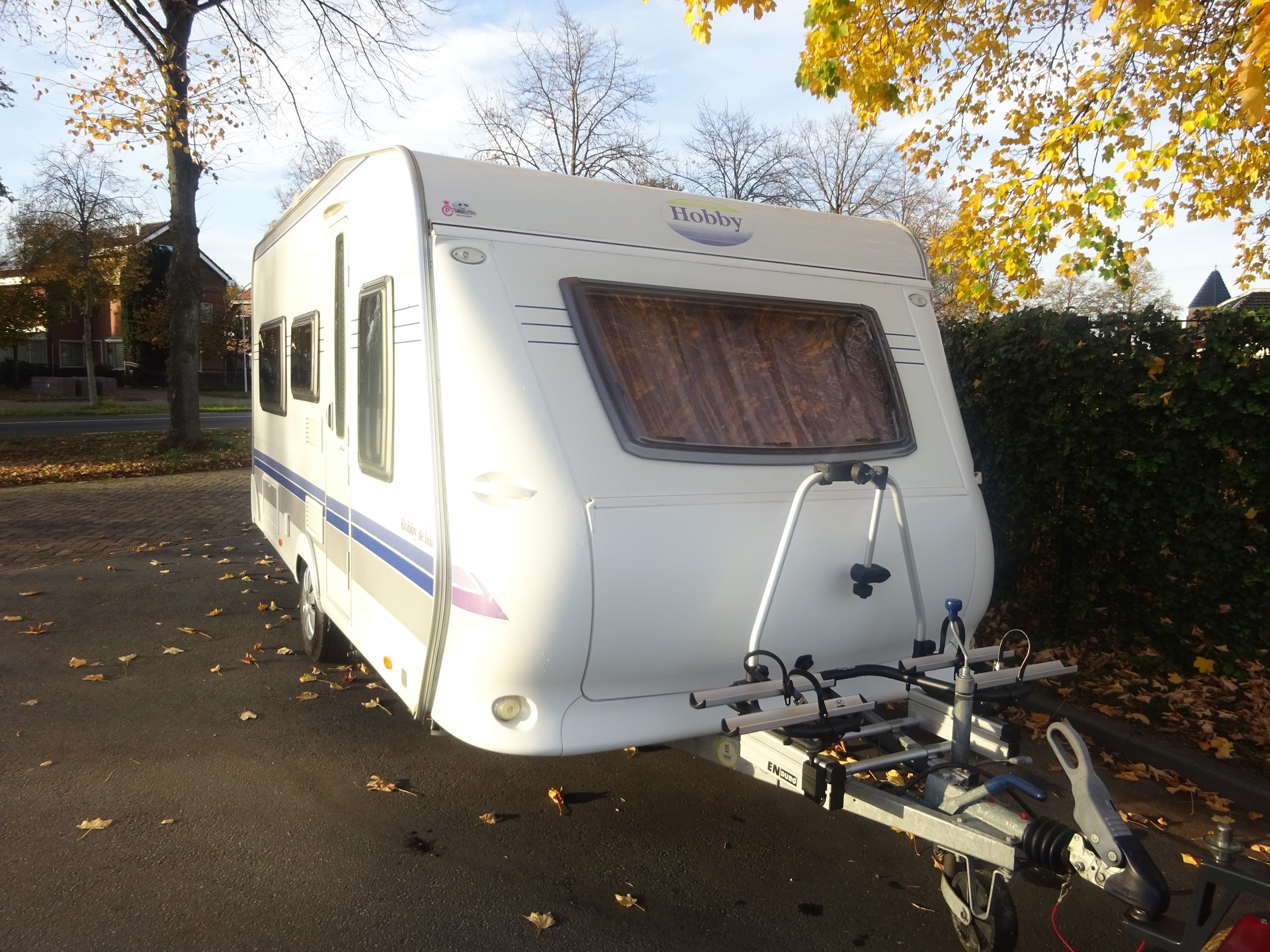 Hobby De luxe 460 LU Enkele Bedden + Mover