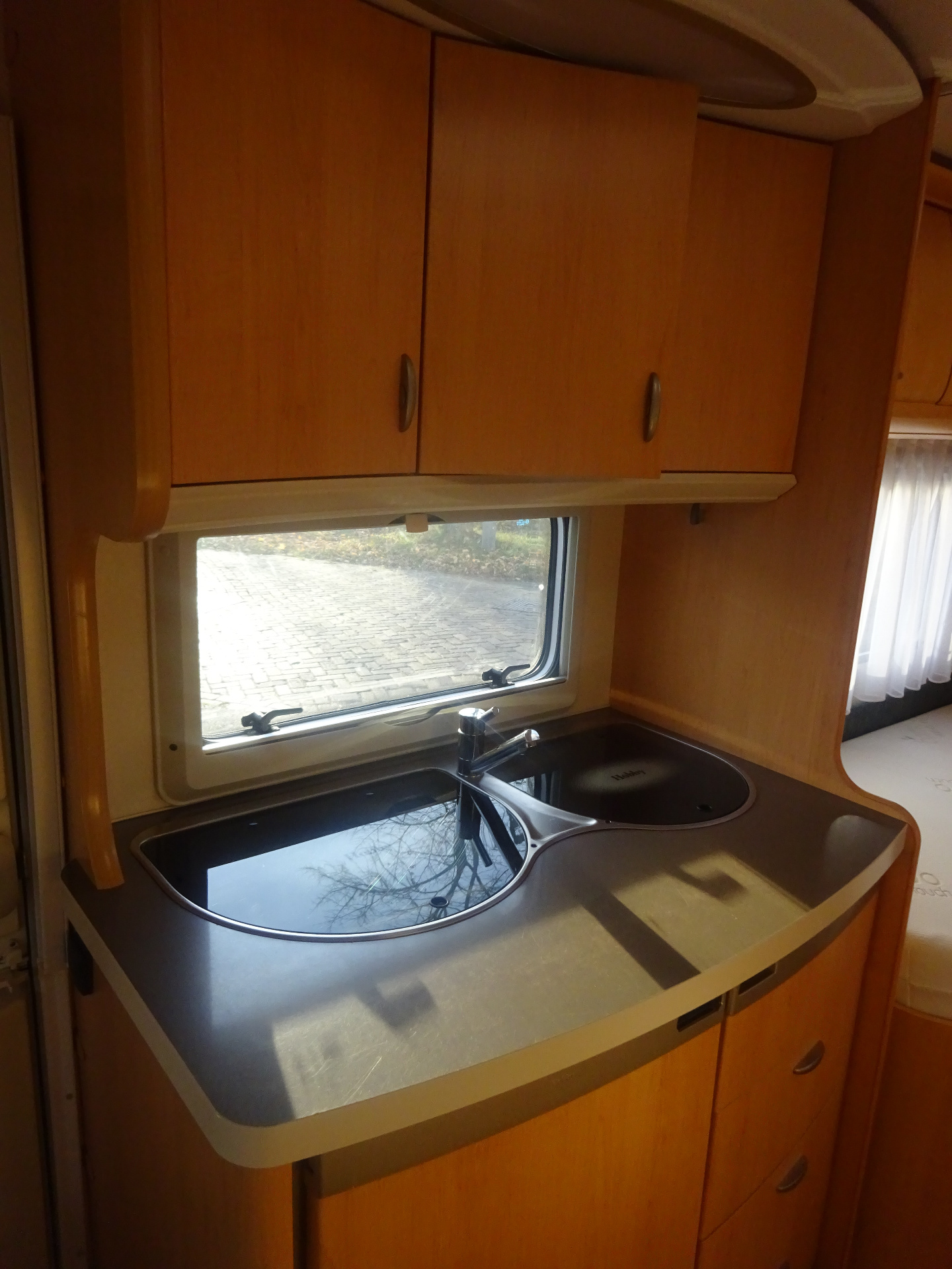 Hobby De luxe 460 LU Enkele Bedden + Mover