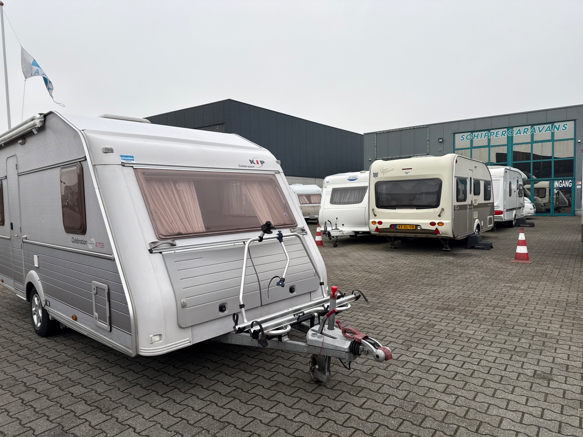 Kip Celebration 47 TDB truma mover 1e eigenaar