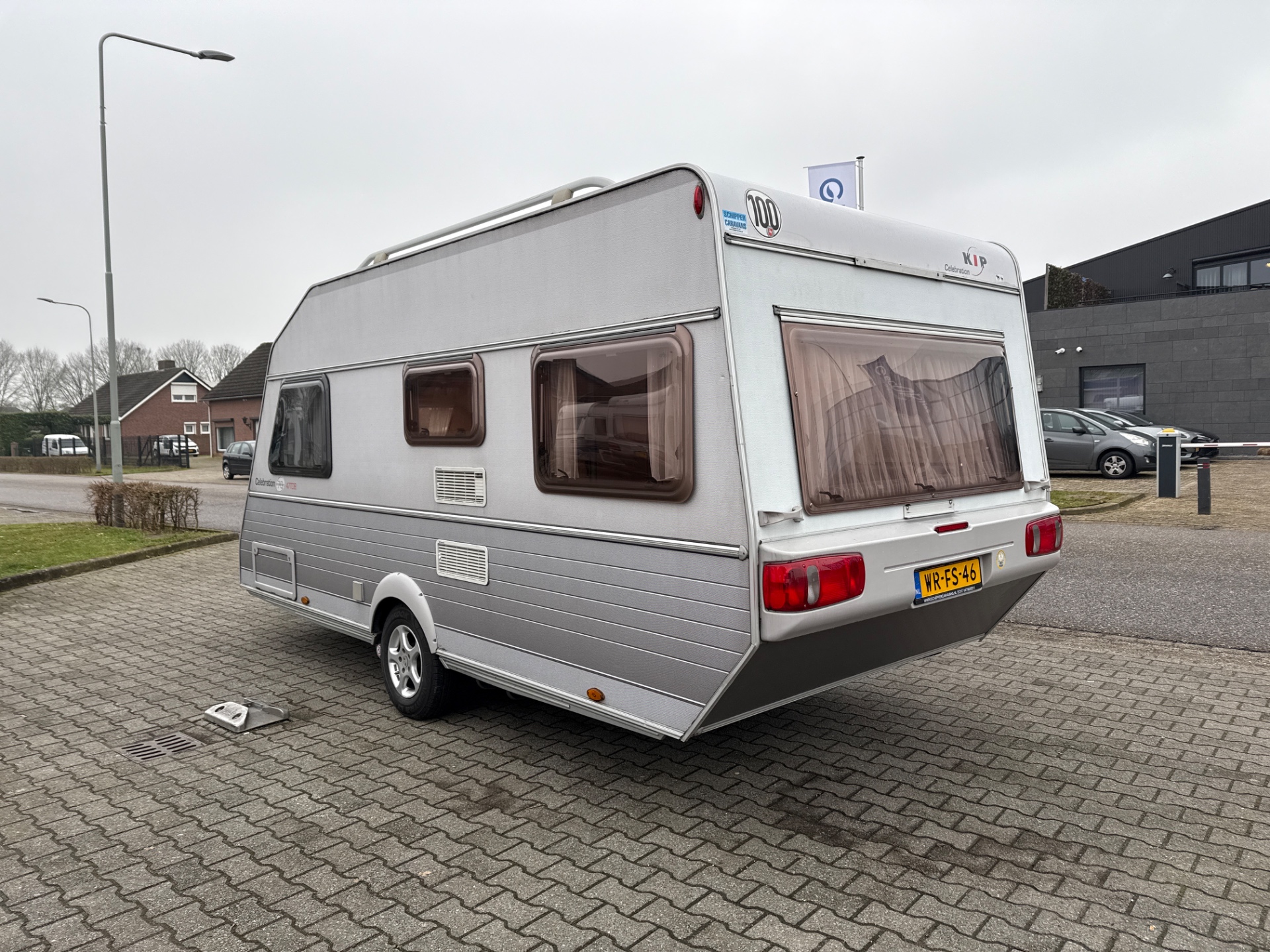 Kip Celebration 47 TDB truma mover 1e eigenaar