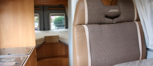 Possl Roadcruiser 3.0JTD 180pk, Automaat, Lengtebedden, Zeer lage km. stand!