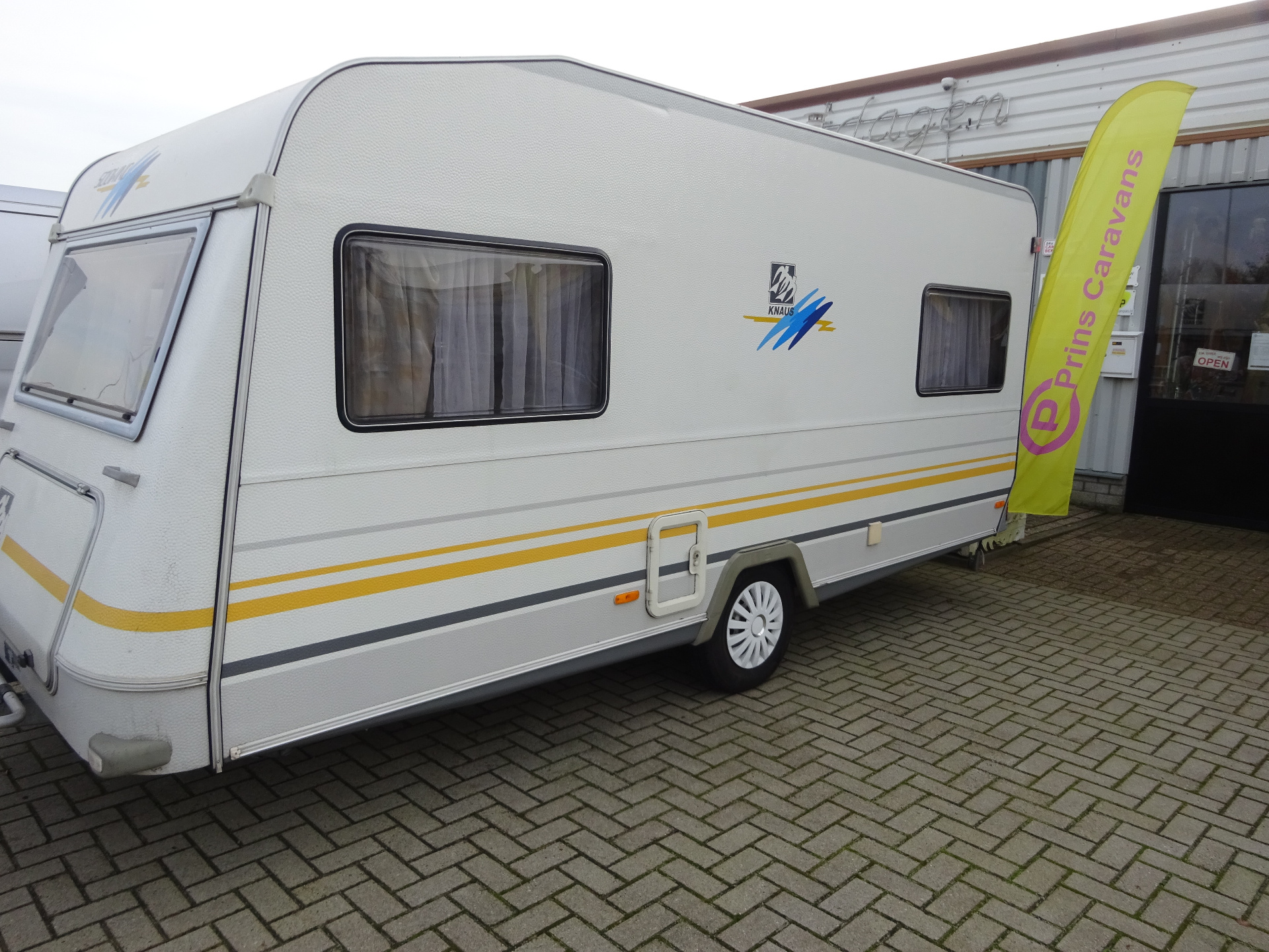 Knaus Sudwind 450 TK GERESERVEERD