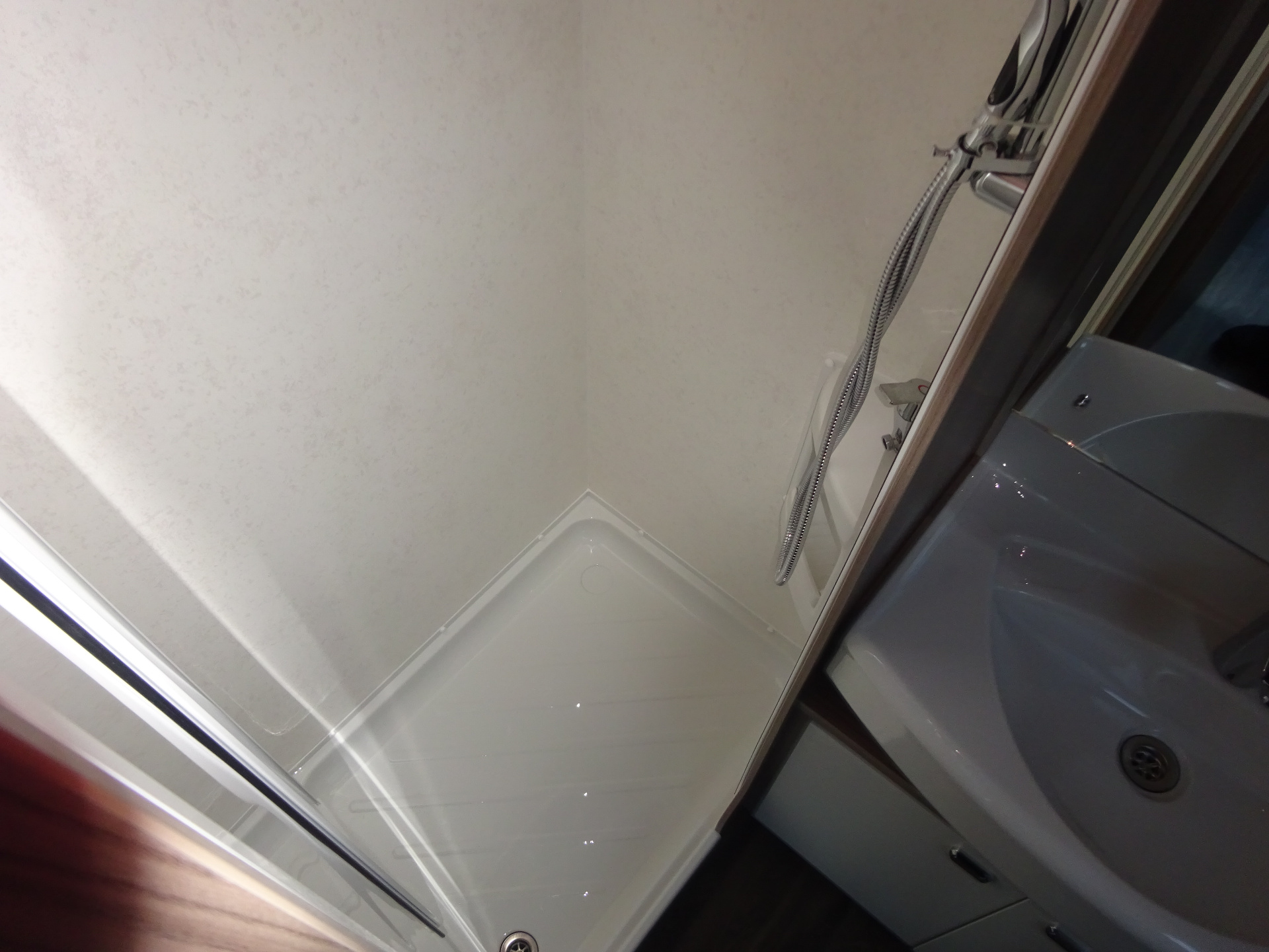 Sprite Mondial 420 SR Enkele Bedden Met Gratis Mover