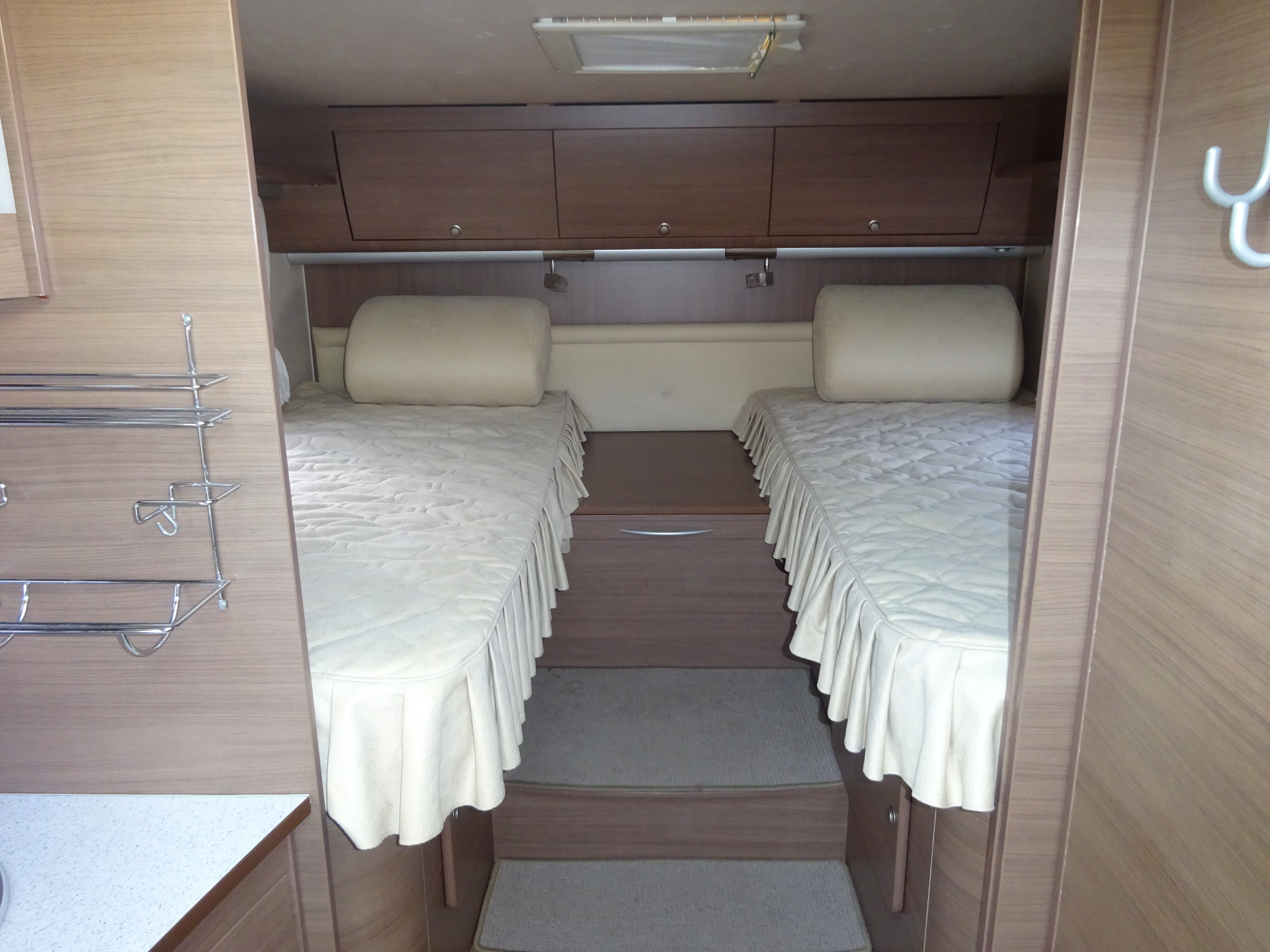 Adria Adiva 543 UL Enkele Bedden +Mover+Vaste Luifel