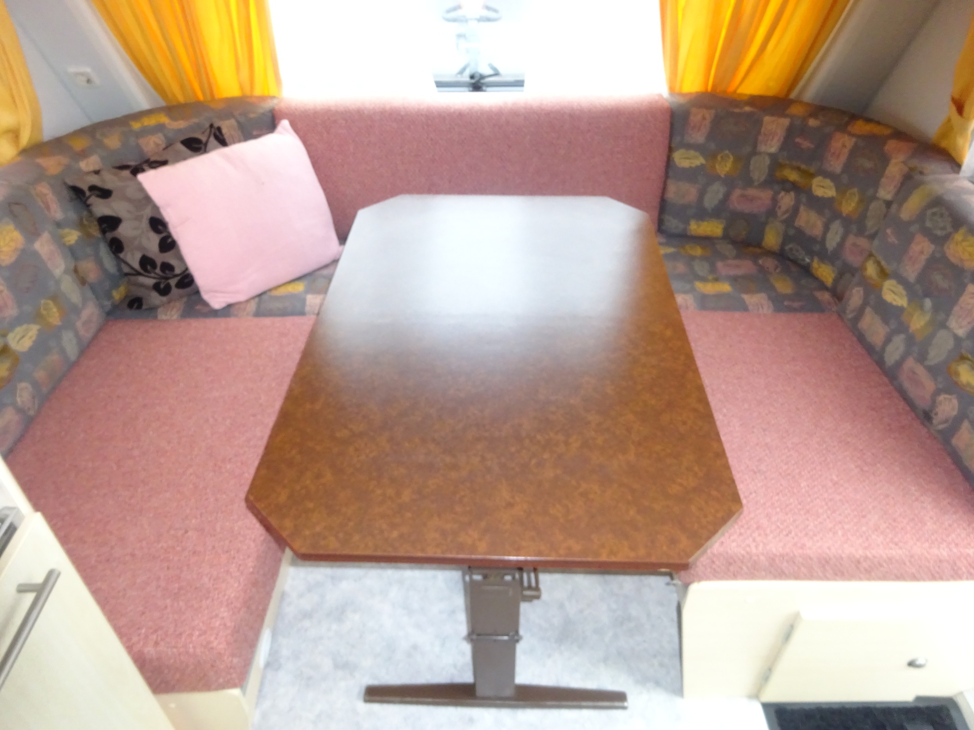 Kip Starline 47TDB met Mover