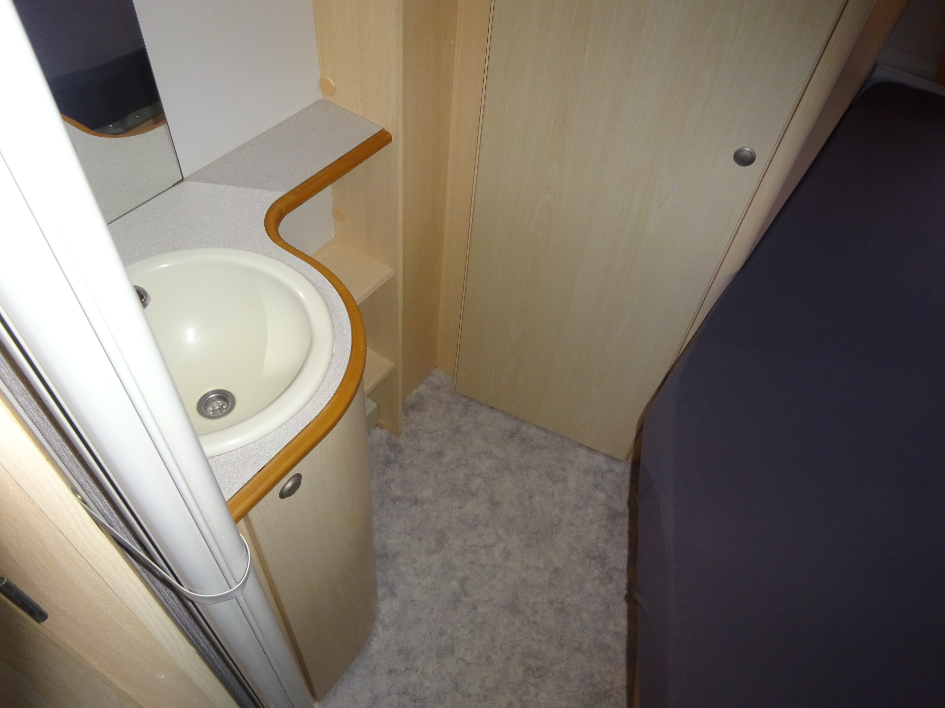 Kip Starline 47TDB met Mover