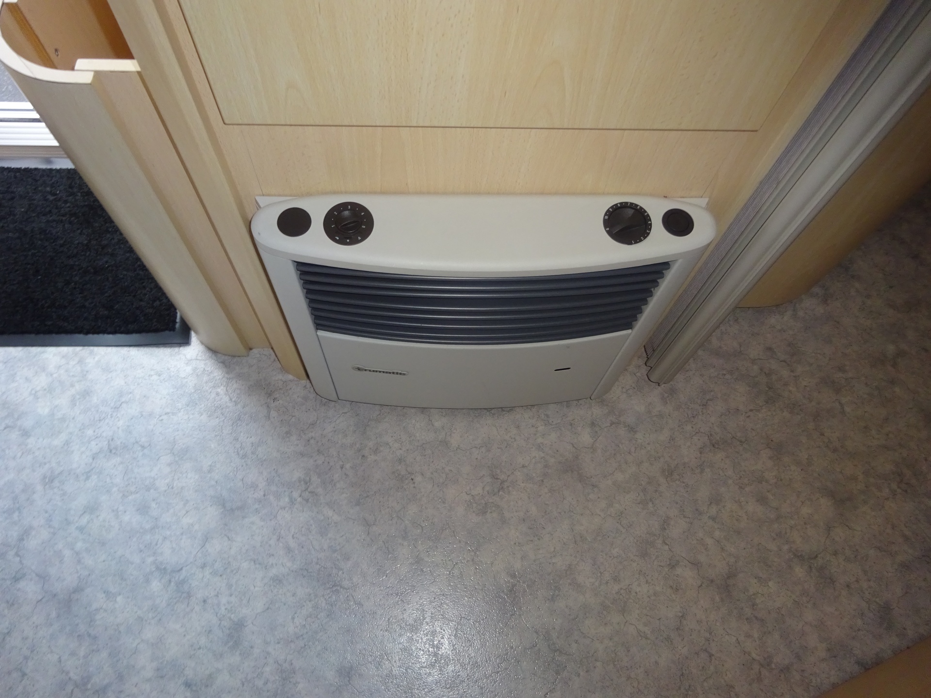 Kip Starline 47TDB met Mover