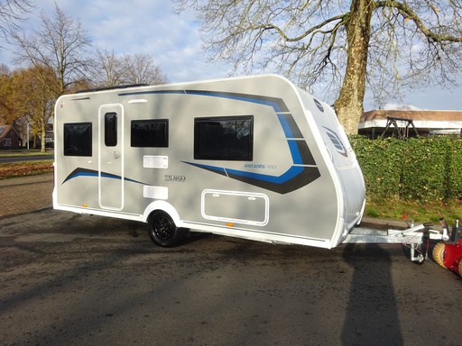 Caravelair Antares Titanium 450 Enkele Bedden+Mover