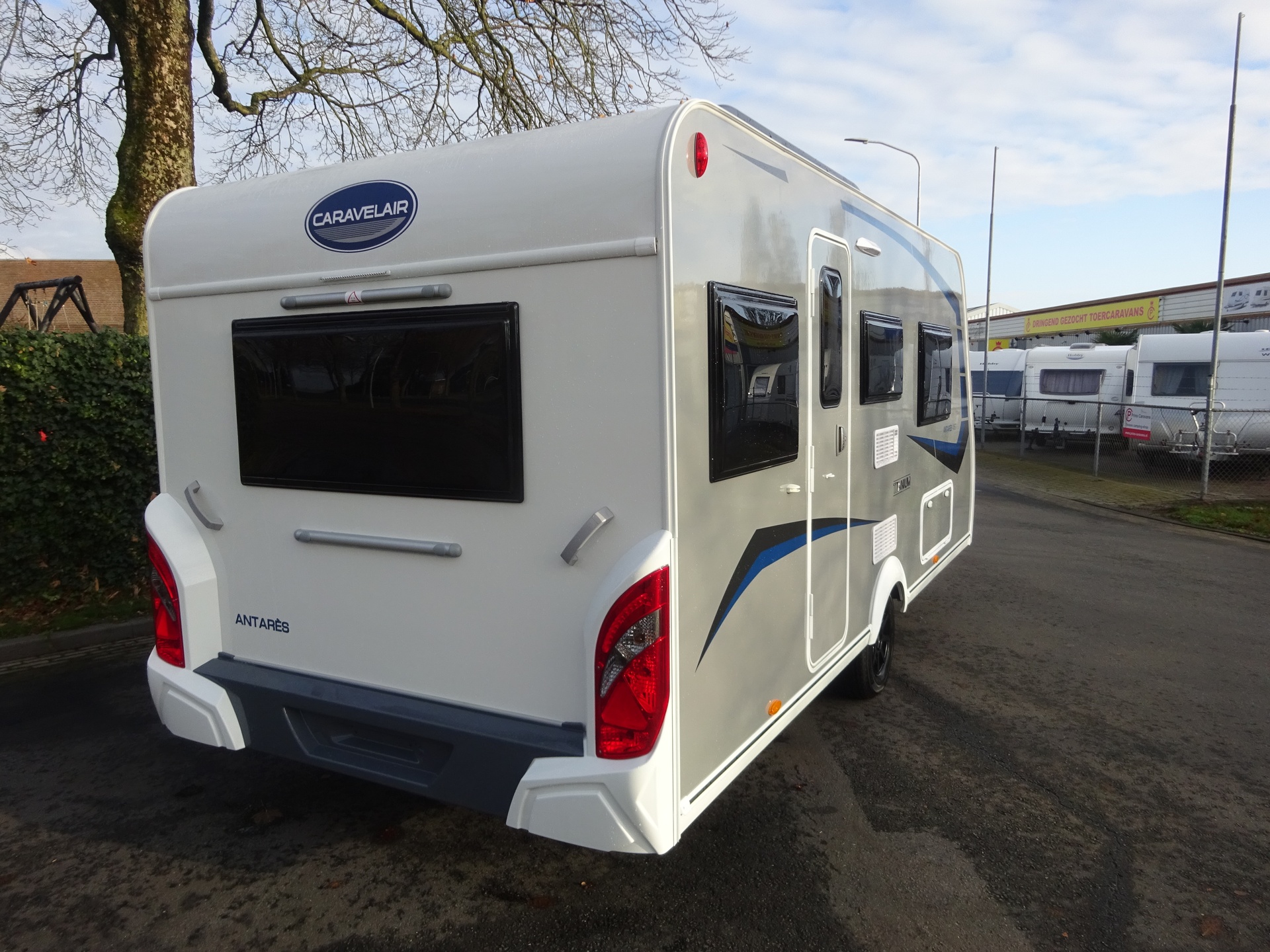 Caravelair Antares Titanium 450 Enkele Bedden+Mover