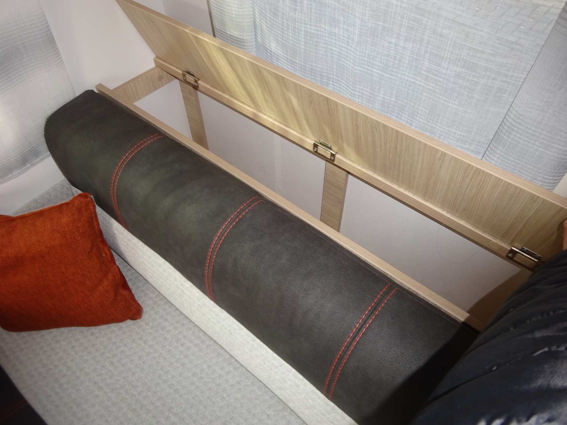 Caravelair Antares Titanium 450 Enkele Bedden+Mover