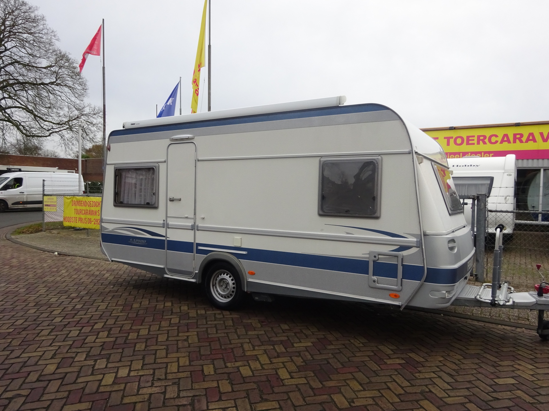 Fendt Saphir 470 Met Vaste Luifel en Mover
