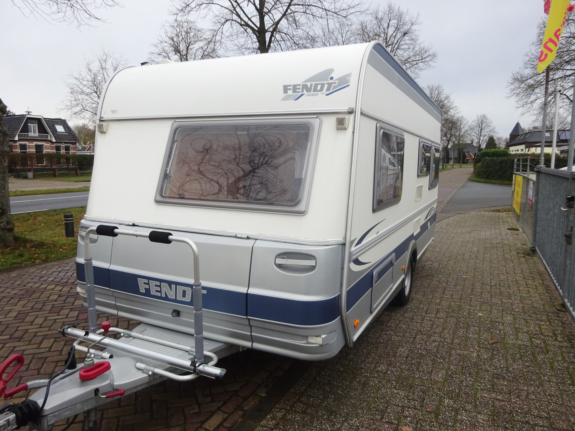 Fendt Saphir 470 Met Vaste Luifel en Mover