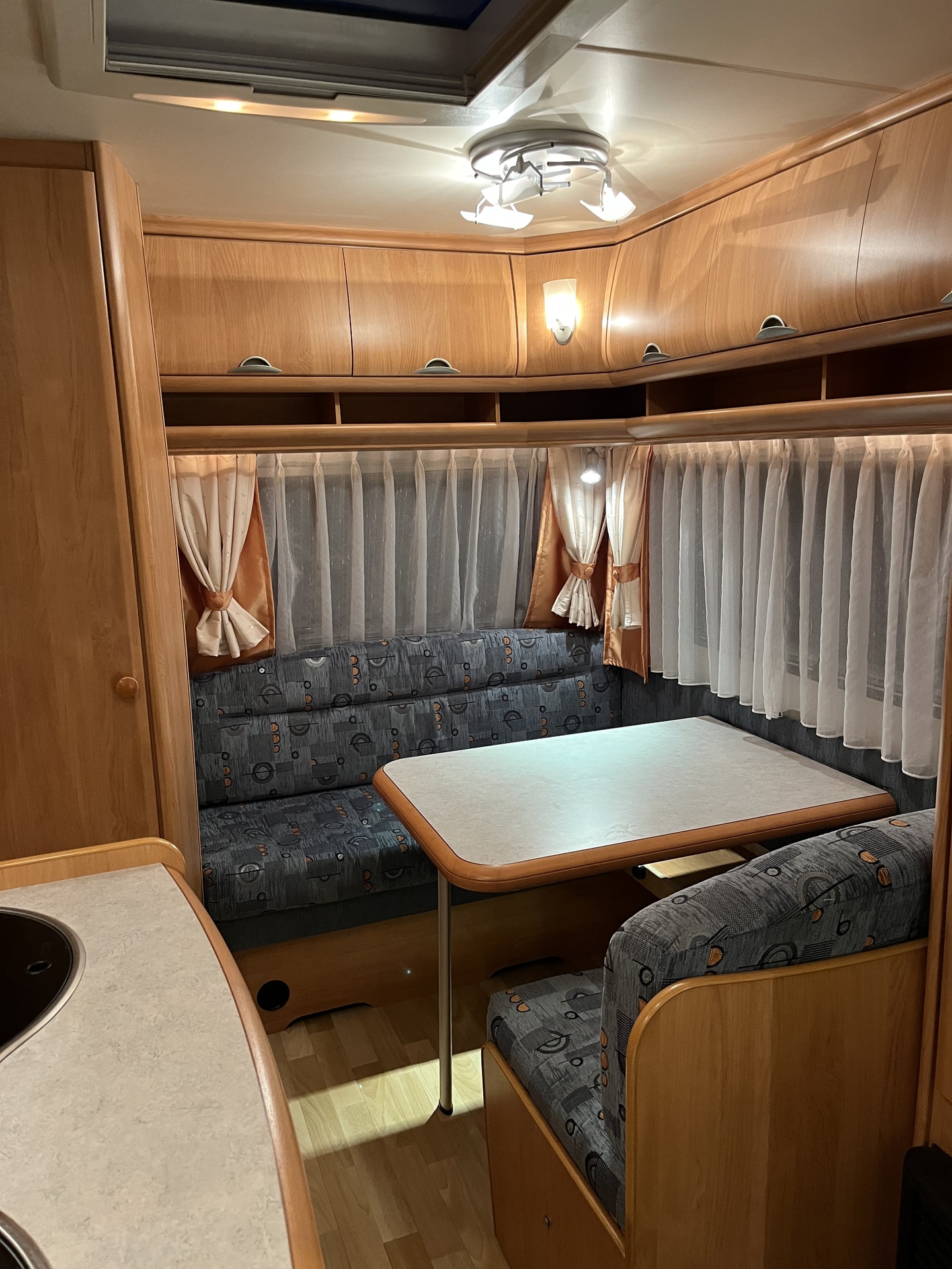 Hobby 400 SF excellent 