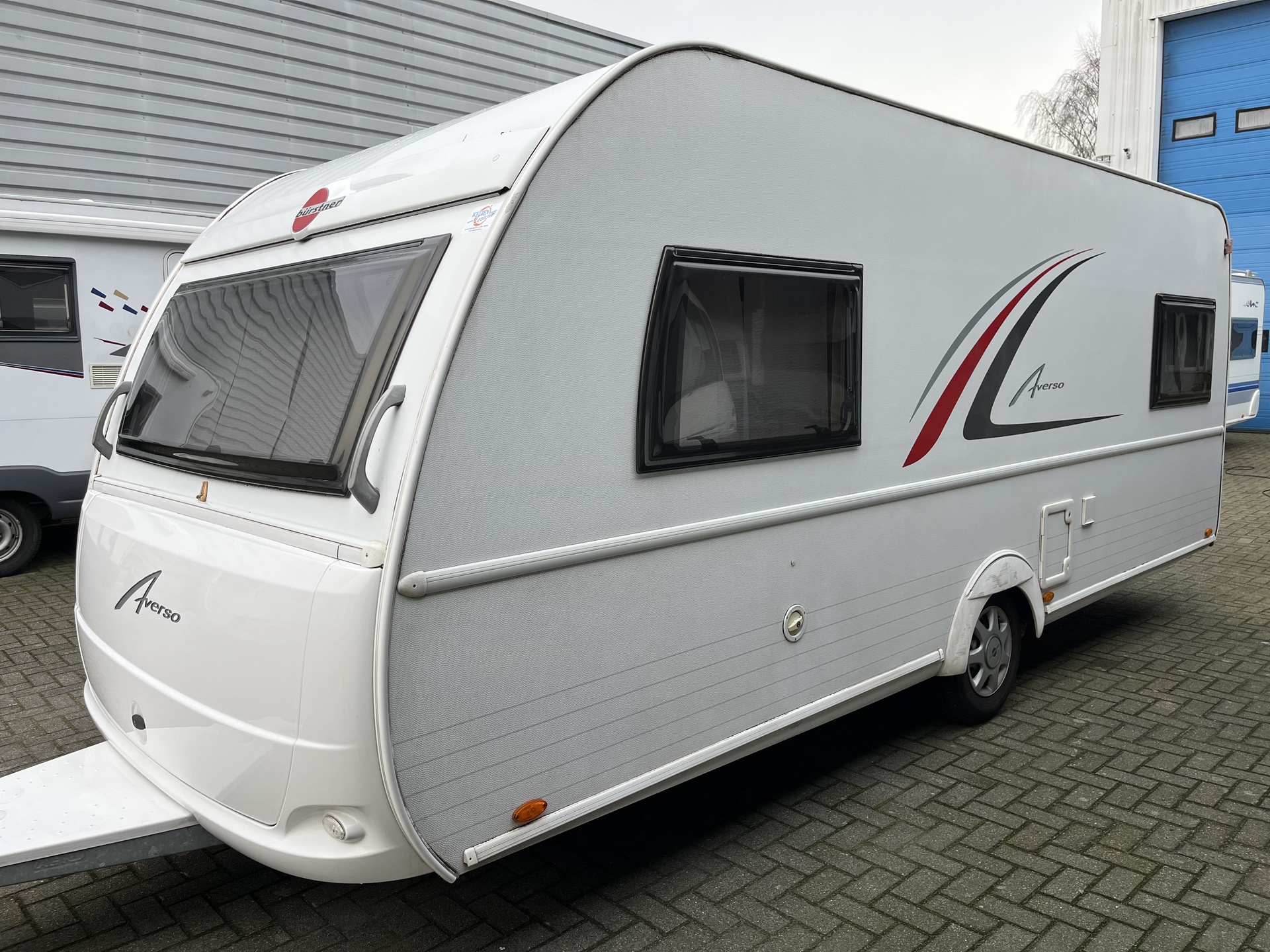 Burstner Averso 535 TL met Mover