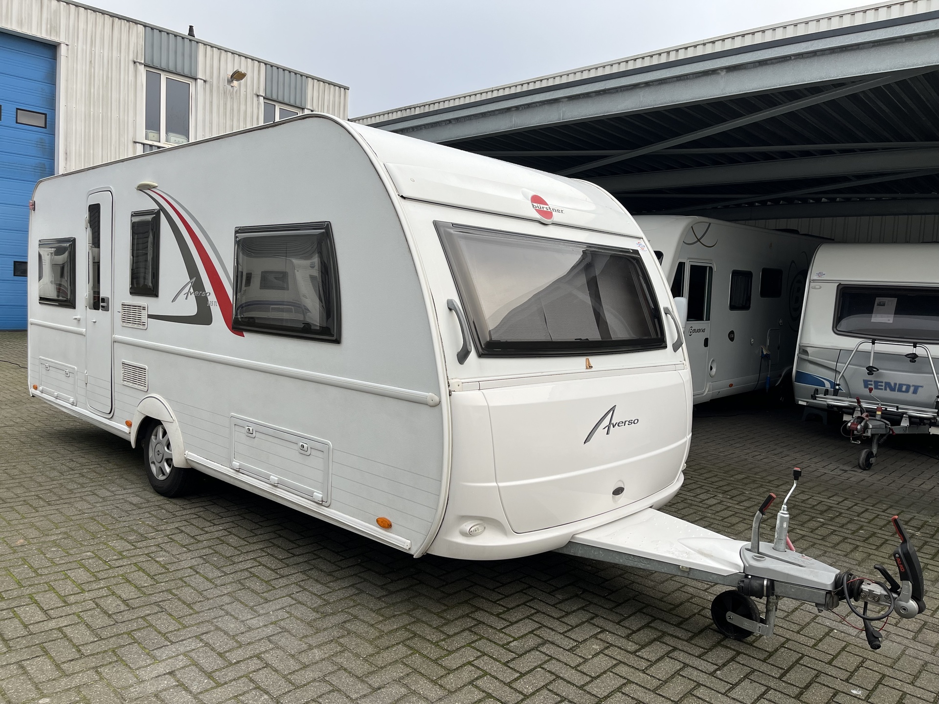 Burstner Averso 535 TL met Mover
