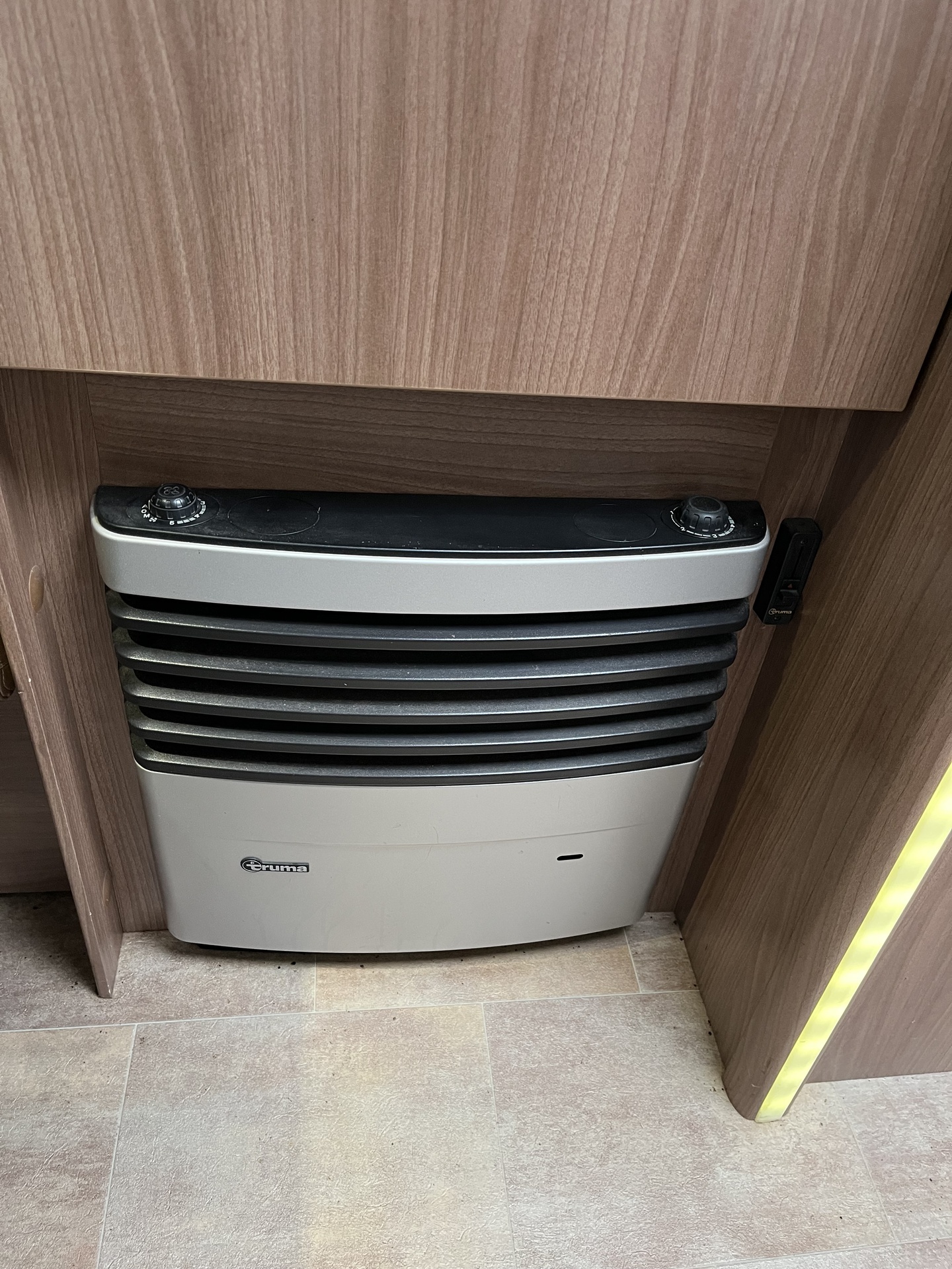 Burstner Averso 535 TL met Mover