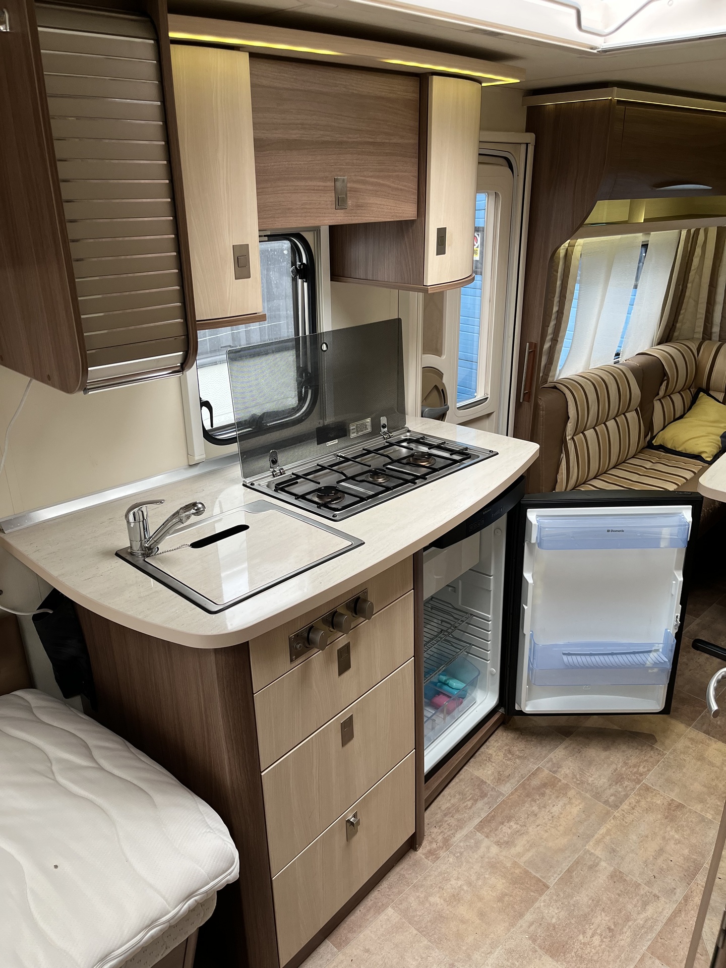 Burstner Averso 535 TL met Mover