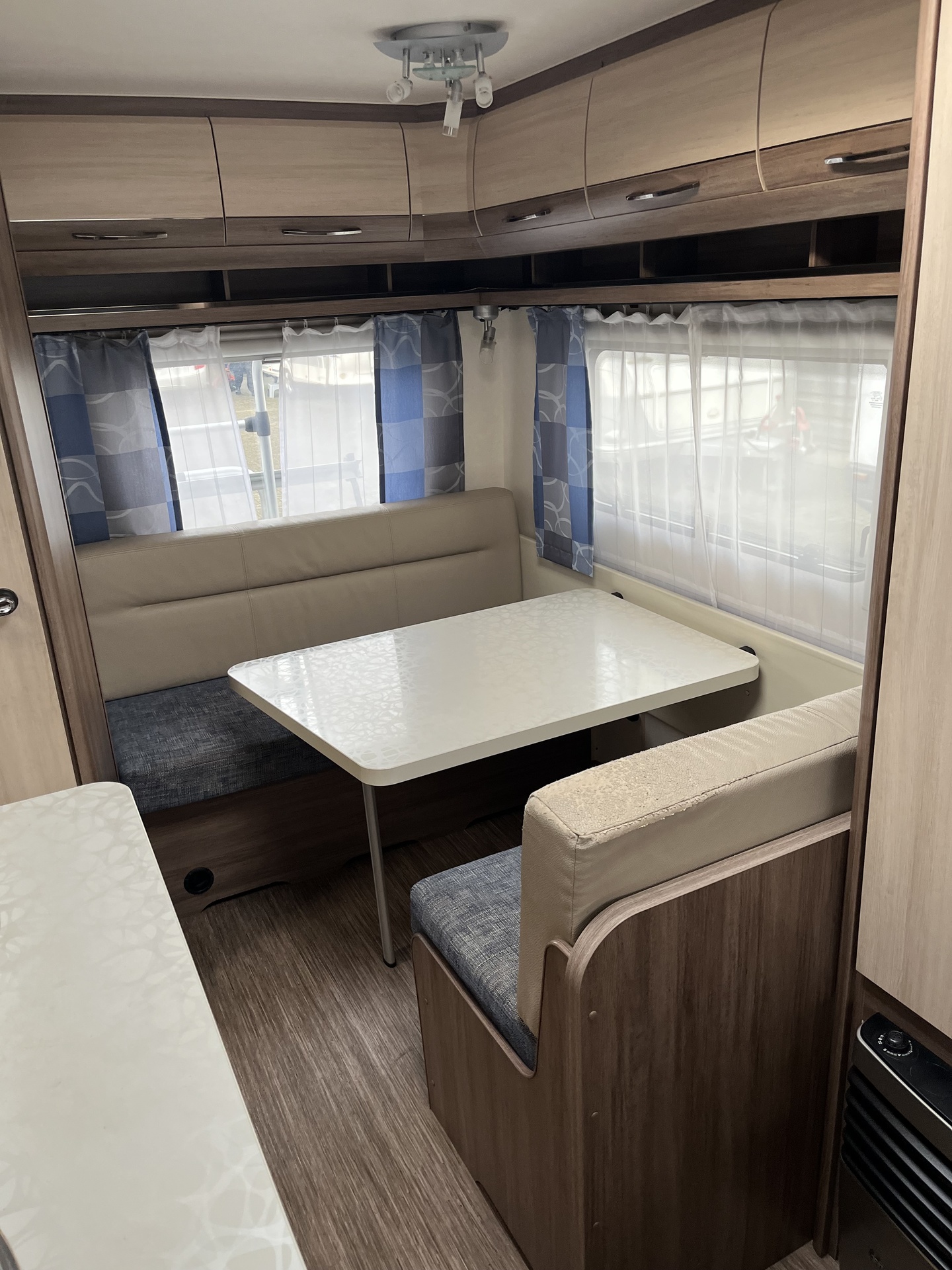 HOBBY 400 SF de Luxe