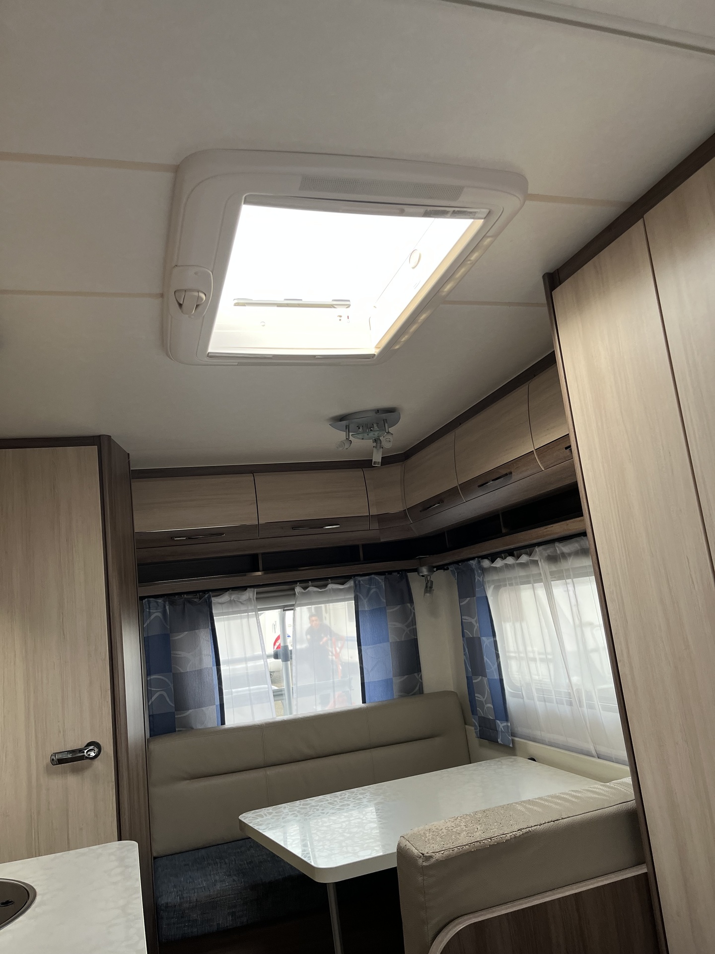 HOBBY 400 SF de Luxe