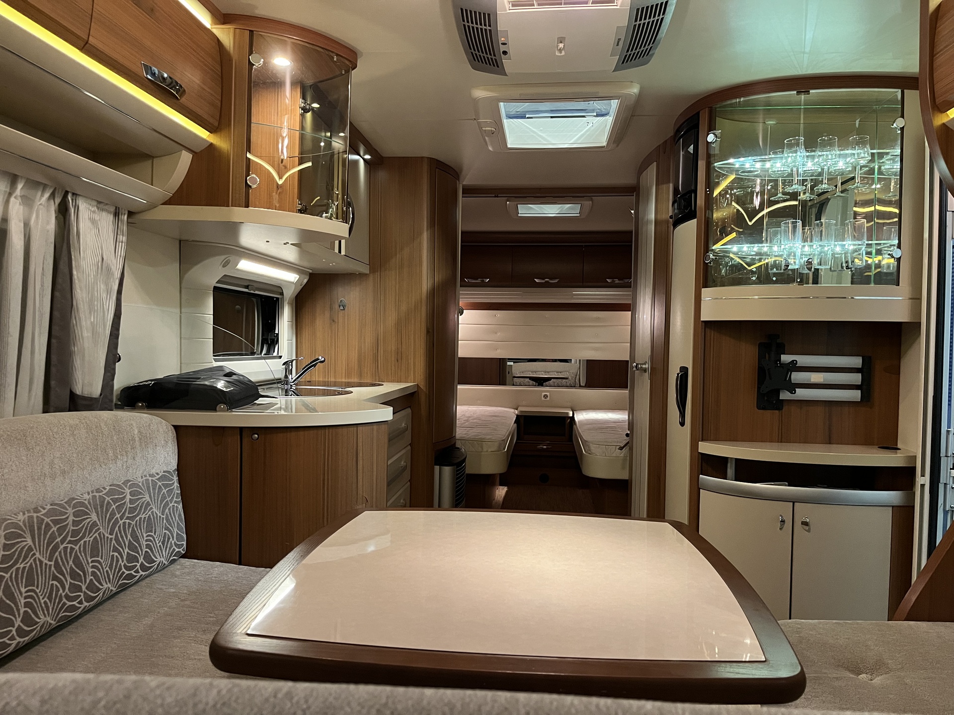 HOBBY 560 UL PREMIUM vol optie