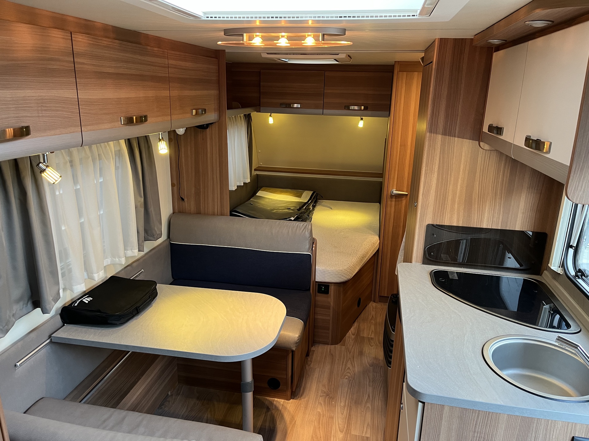 Weinsberg 500 FDK CaraOne