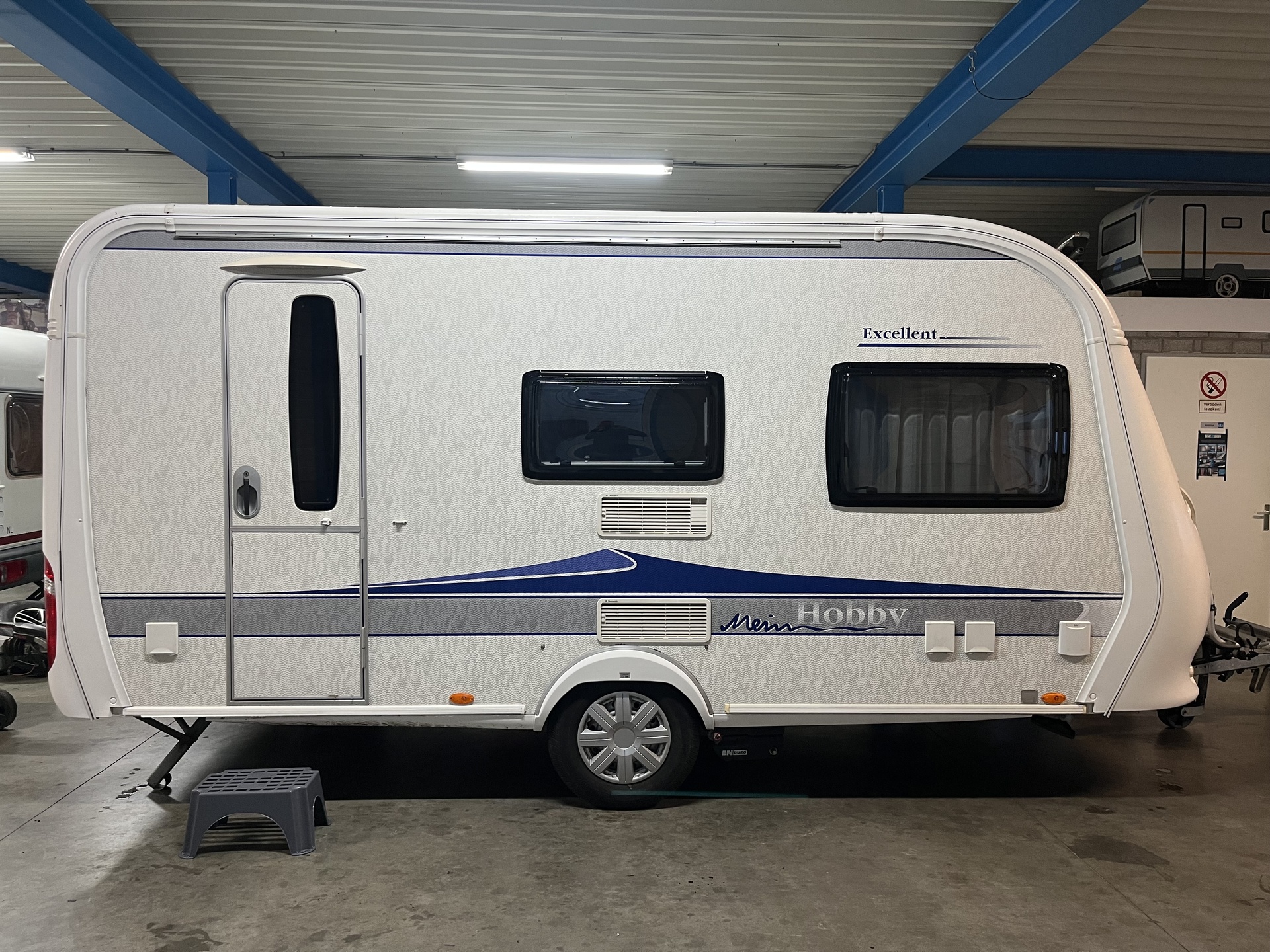 Hobby 440 SF Excellent met Mover